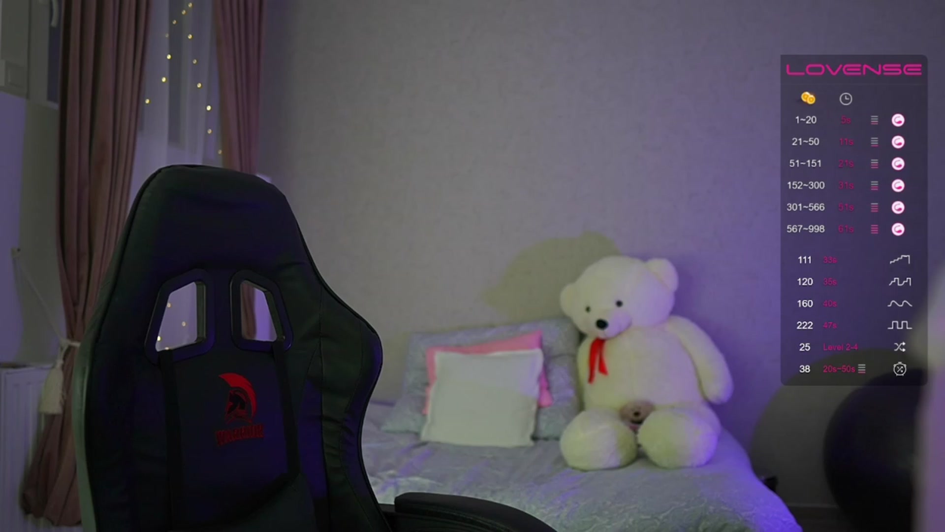 Gallery image thumbnail from RileyReid_18's myfreecams stream on, 05/31/2023, 21:27 image 4 of 20