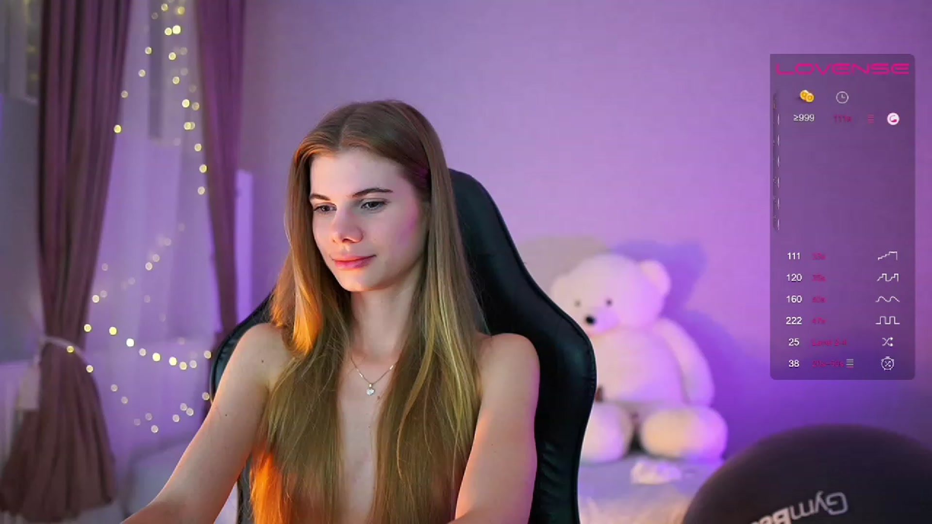 Gallery image thumbnail from RileyReid_18's myfreecams stream on, 06/01/2023, 23:08 image 13 of 20