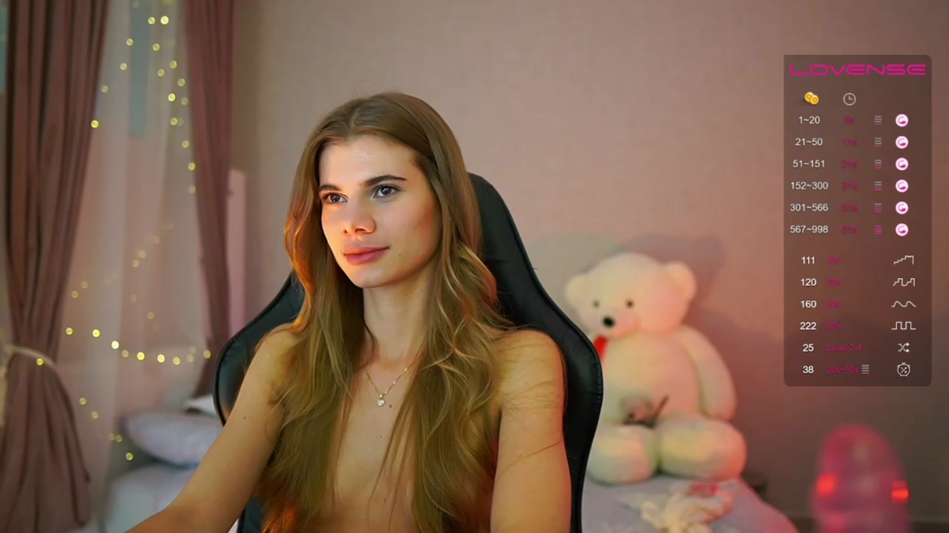 Gallery image thumbnail from RileyReid_18's myfreecams stream on, 06/04/2023, 14:41 image 13 of 20