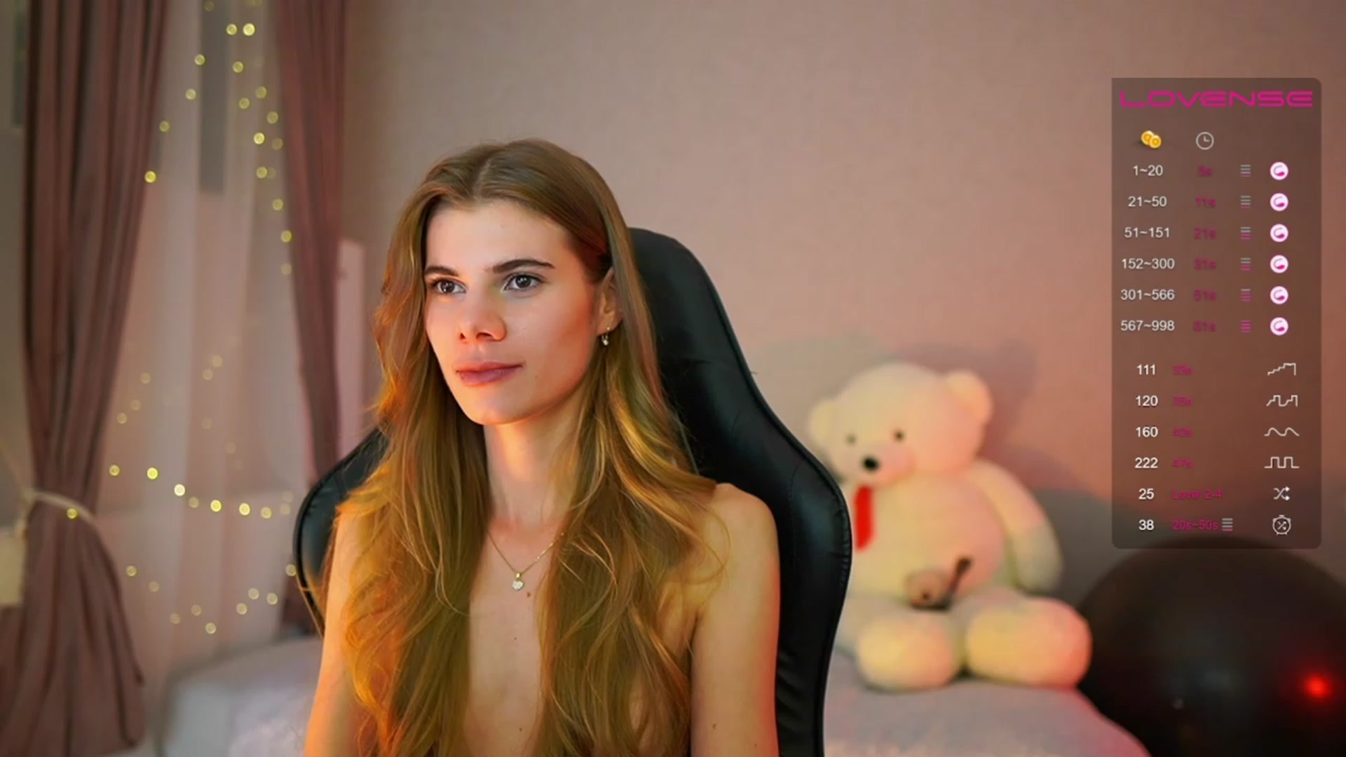 Gallery image thumbnail from RileyReid_18's myfreecams stream on, 06/04/2023, 18:01 image 14 of 20