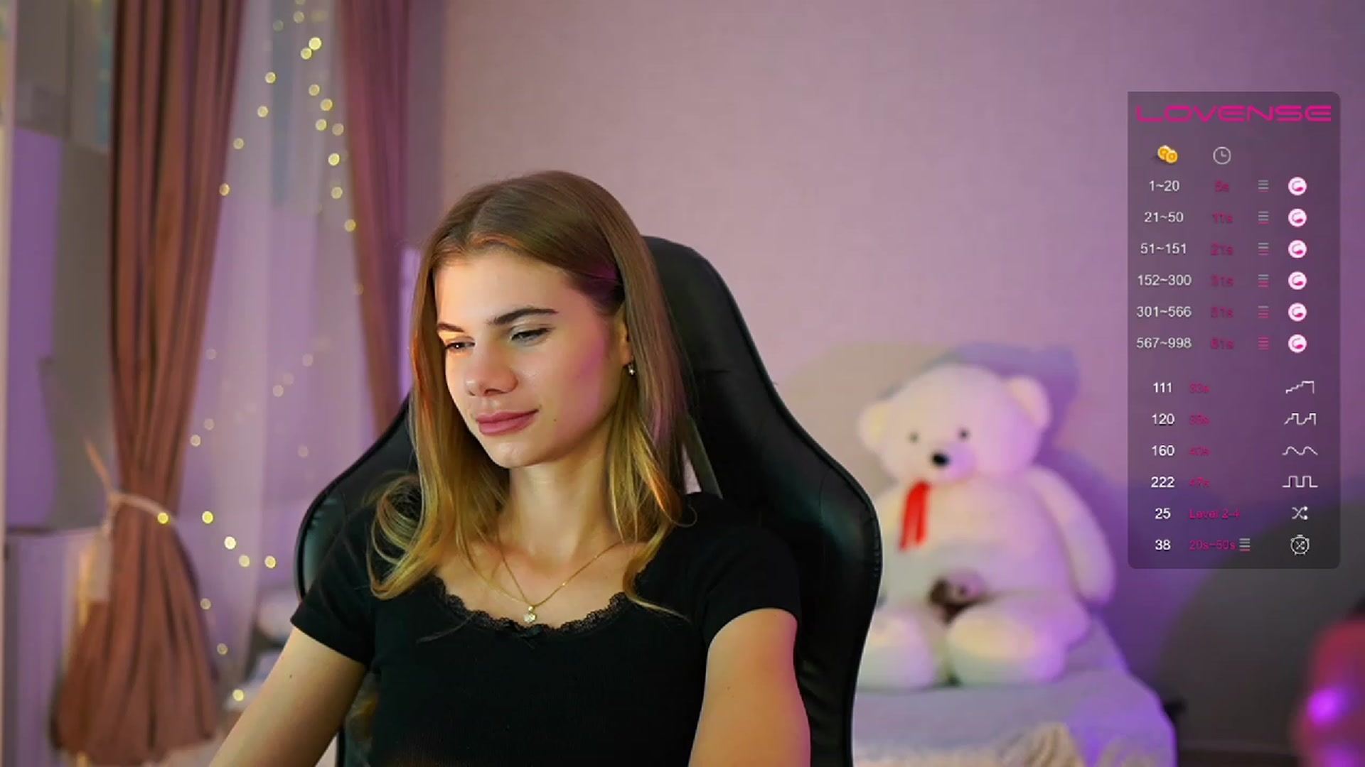 Gallery image thumbnail from RileyReid_18's myfreecams stream on, 06/06/2023, 14:19 image 8 of 20