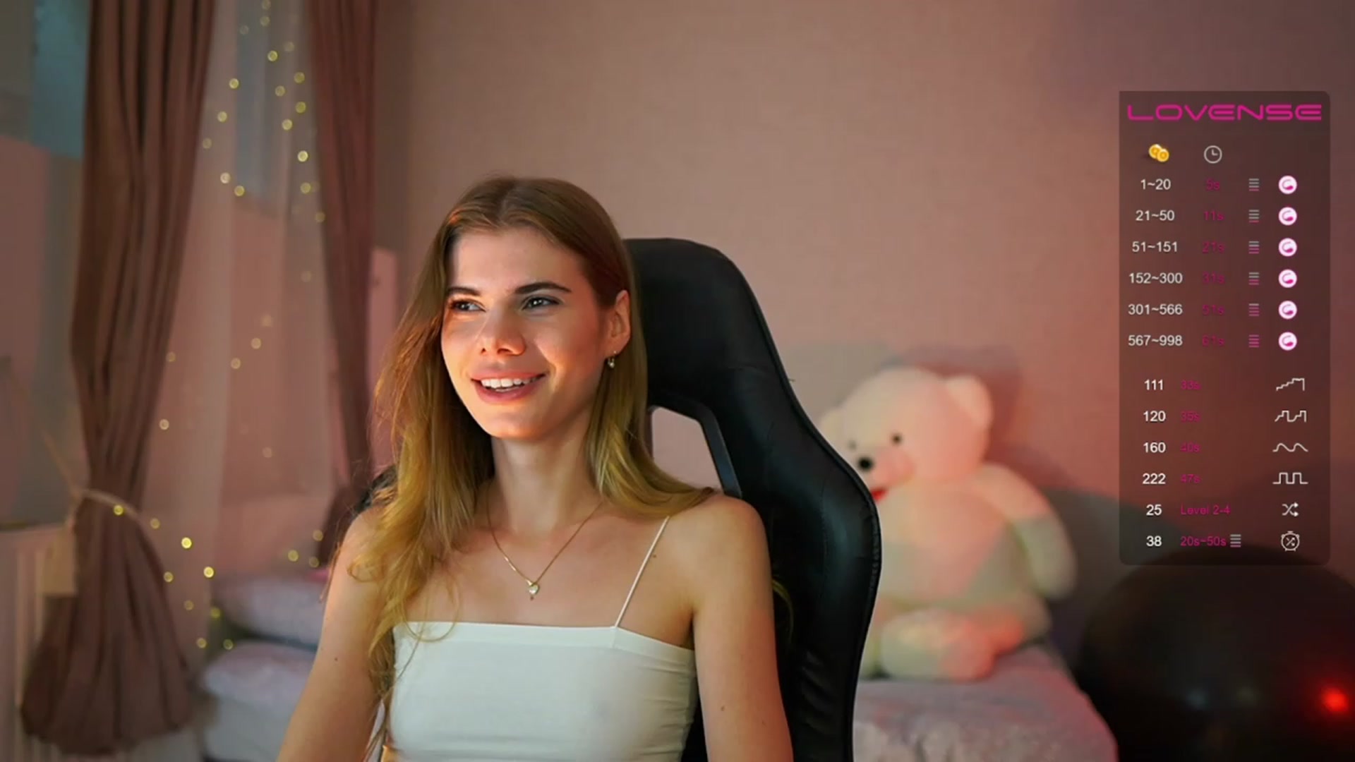 Gallery image thumbnail from RileyReid_18's myfreecams stream on, 06/07/2023, 15:36 image 19 of 20