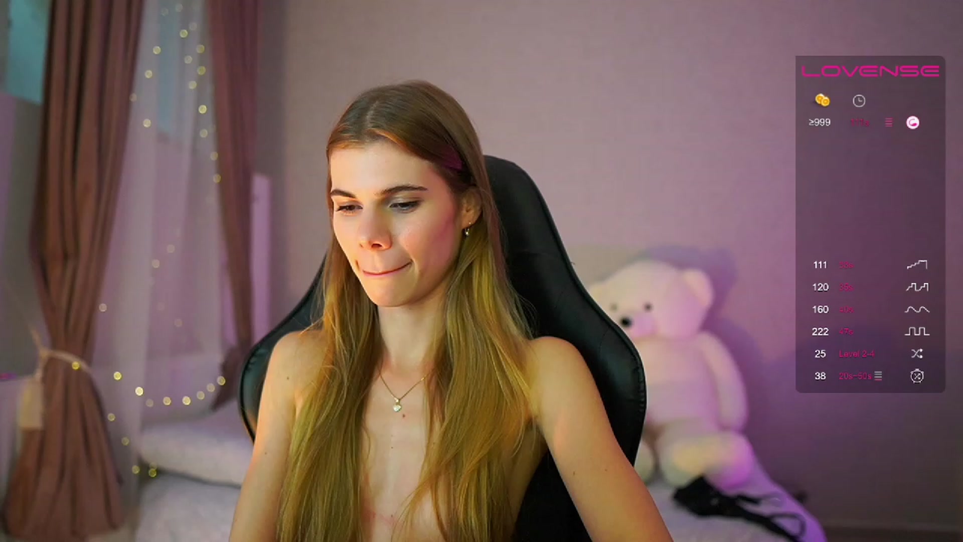 Gallery image thumbnail from RileyReid_18's myfreecams stream on, 06/08/2023, 15:02 image 7 of 20