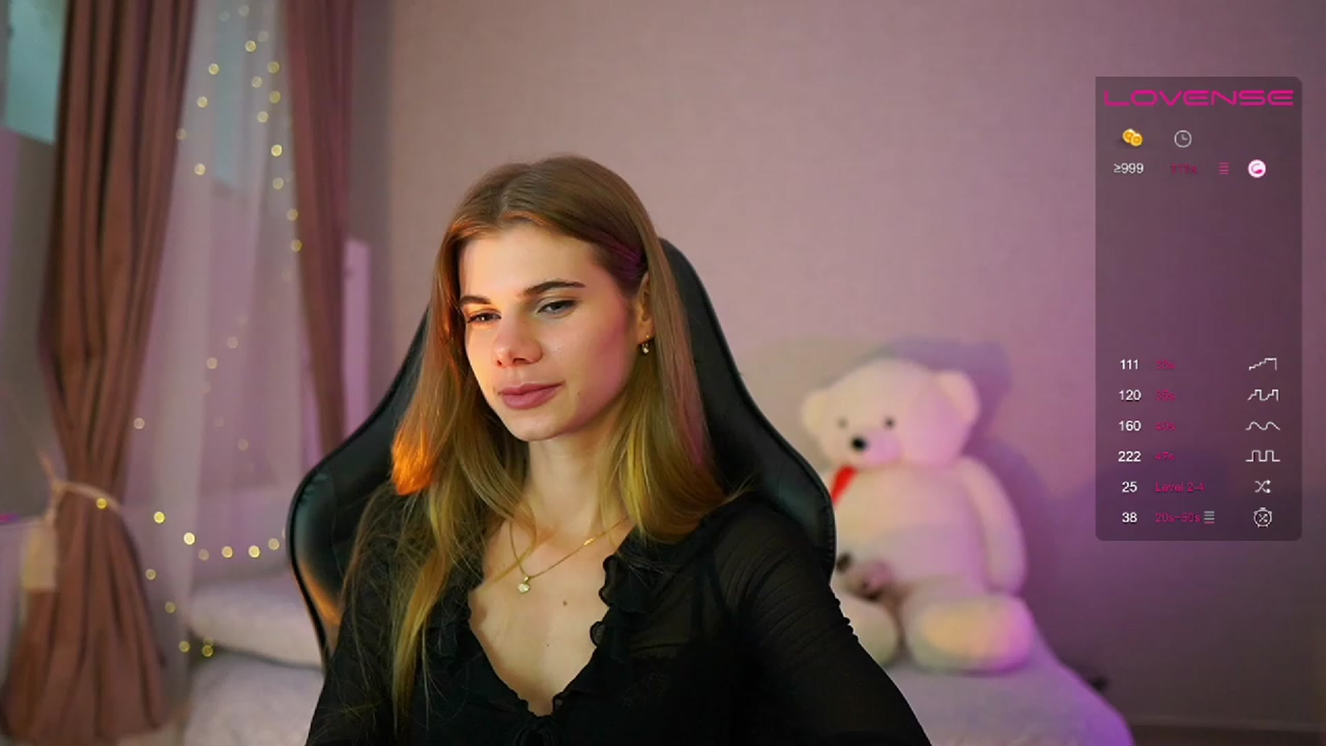 Gallery image thumbnail from RileyReid_18's myfreecams stream on, 06/08/2023, 15:02 image 2 of 20