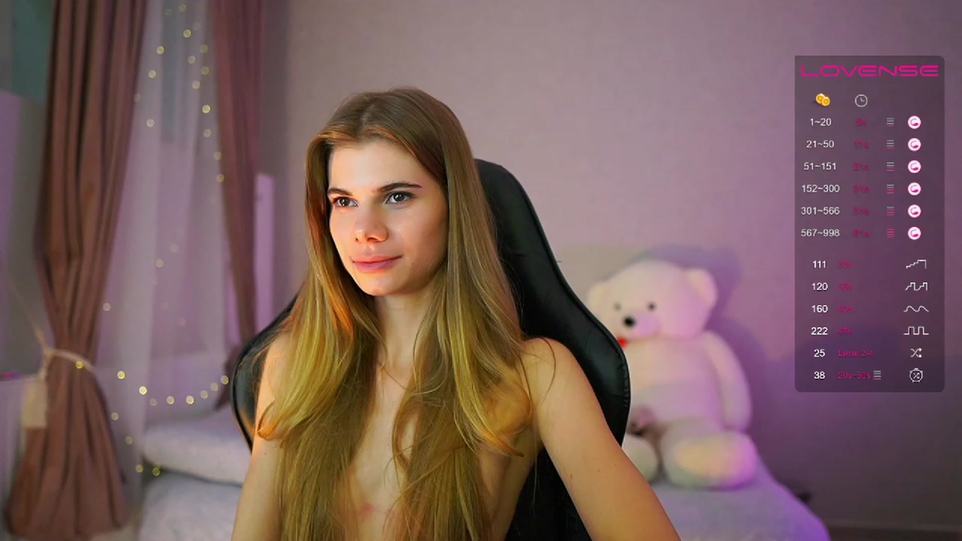 Gallery image thumbnail from RileyReid_18's myfreecams stream on, 06/08/2023, 16:37 image 3 of 20