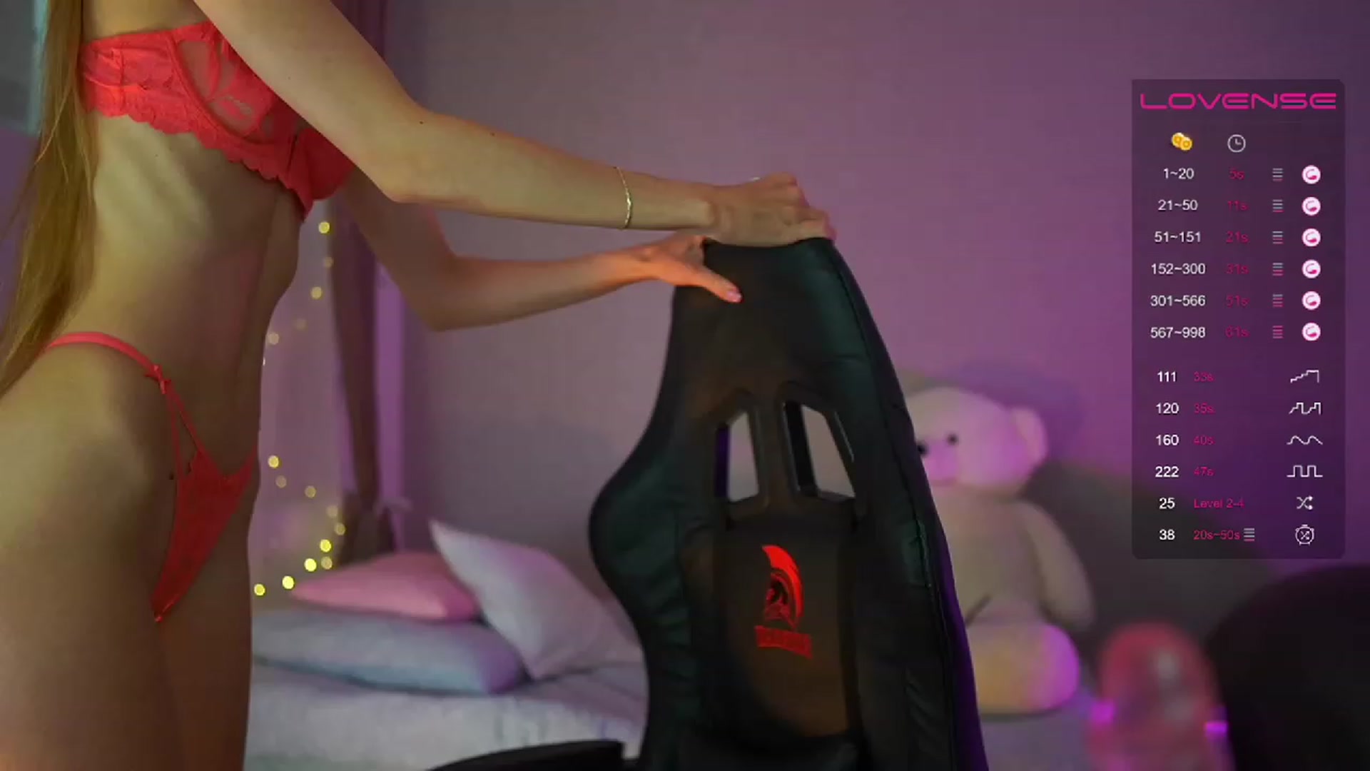 Gallery image thumbnail from RileyReid_18's myfreecams stream on, 06/10/2023, 10:54 image 12 of 20