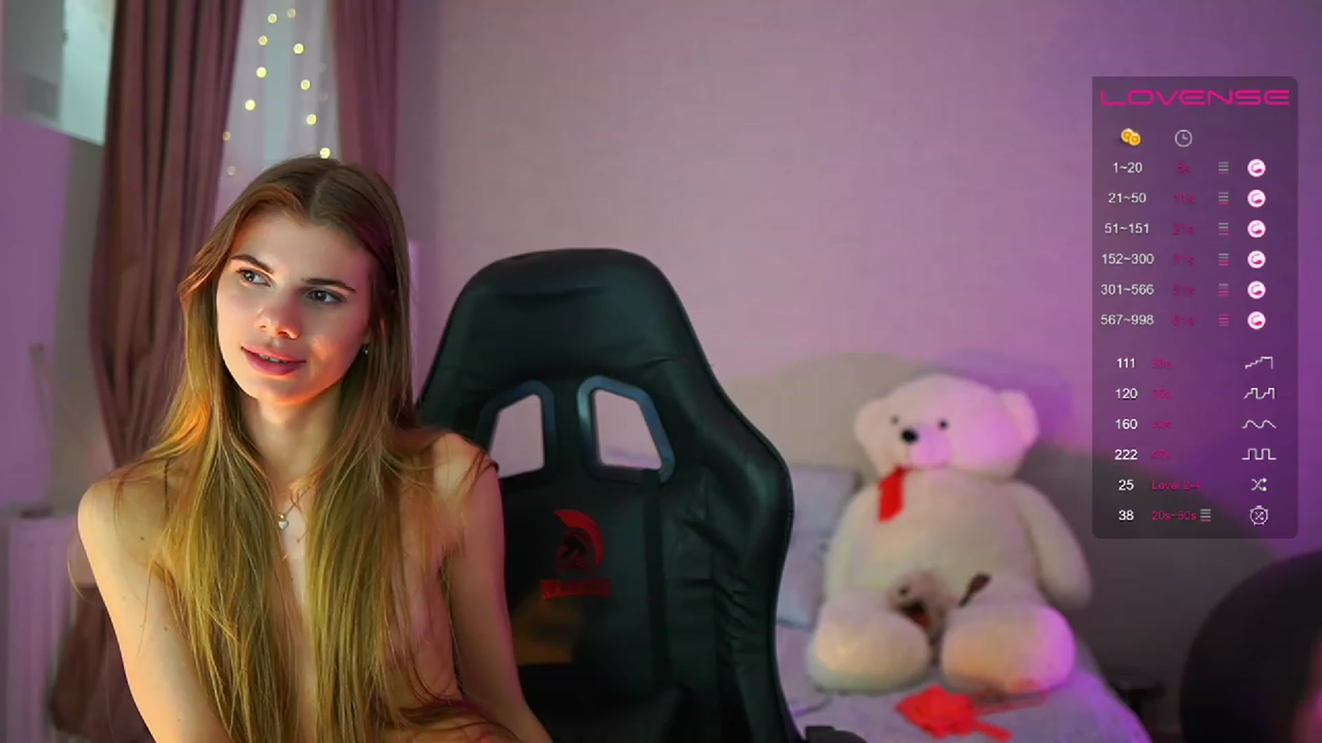 Gallery image thumbnail from RileyReid_18's myfreecams stream on, 06/10/2023, 12:59 image 19 of 20