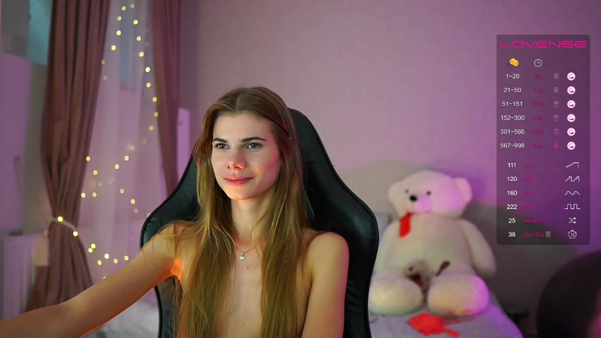 Gallery image thumbnail from RileyReid_18's myfreecams stream on, 06/10/2023, 12:59 image 18 of 20