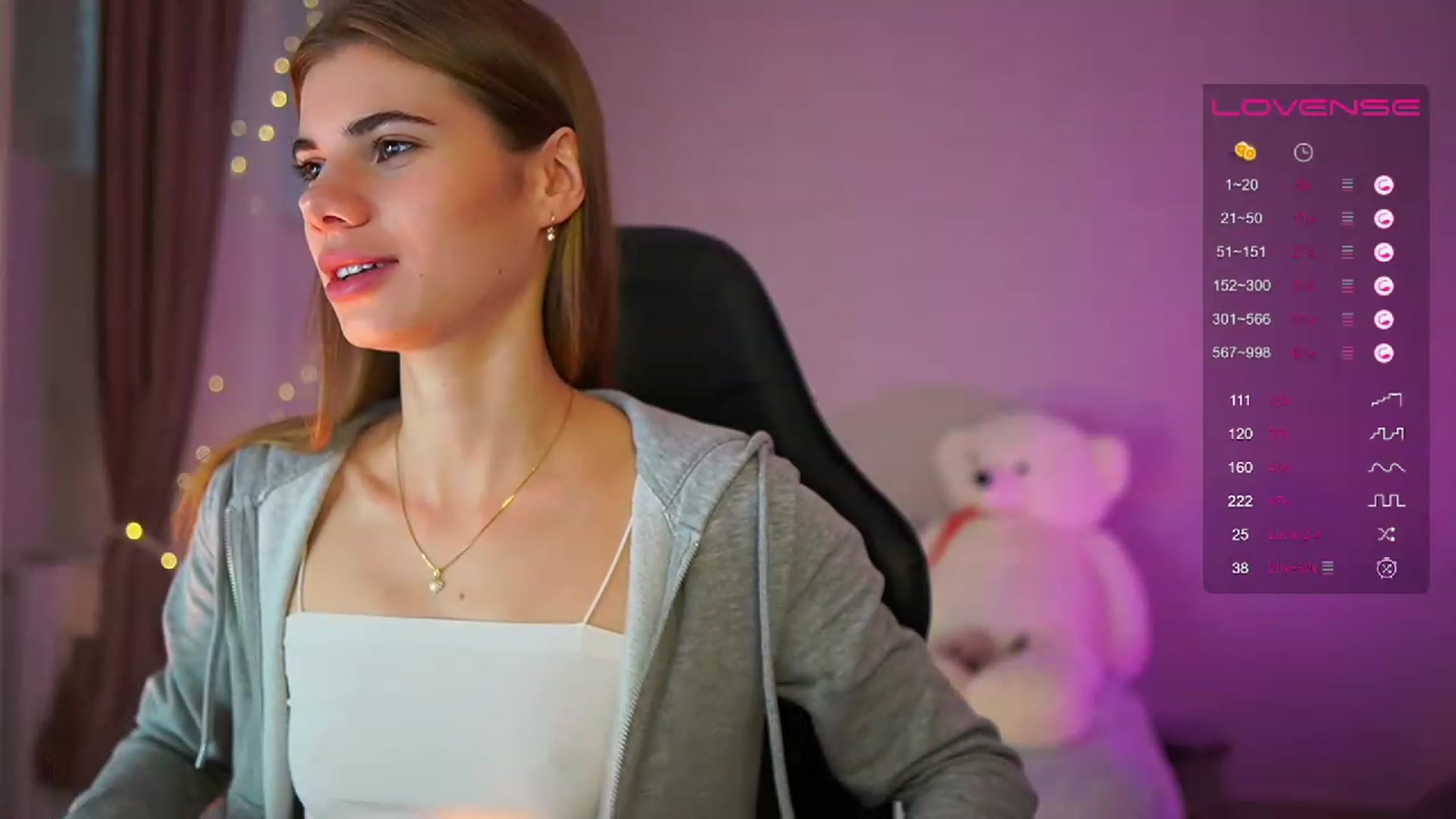 Gallery image thumbnail from RileyReid_18's myfreecams stream on, 06/11/2023, 13:57 image 13 of 20