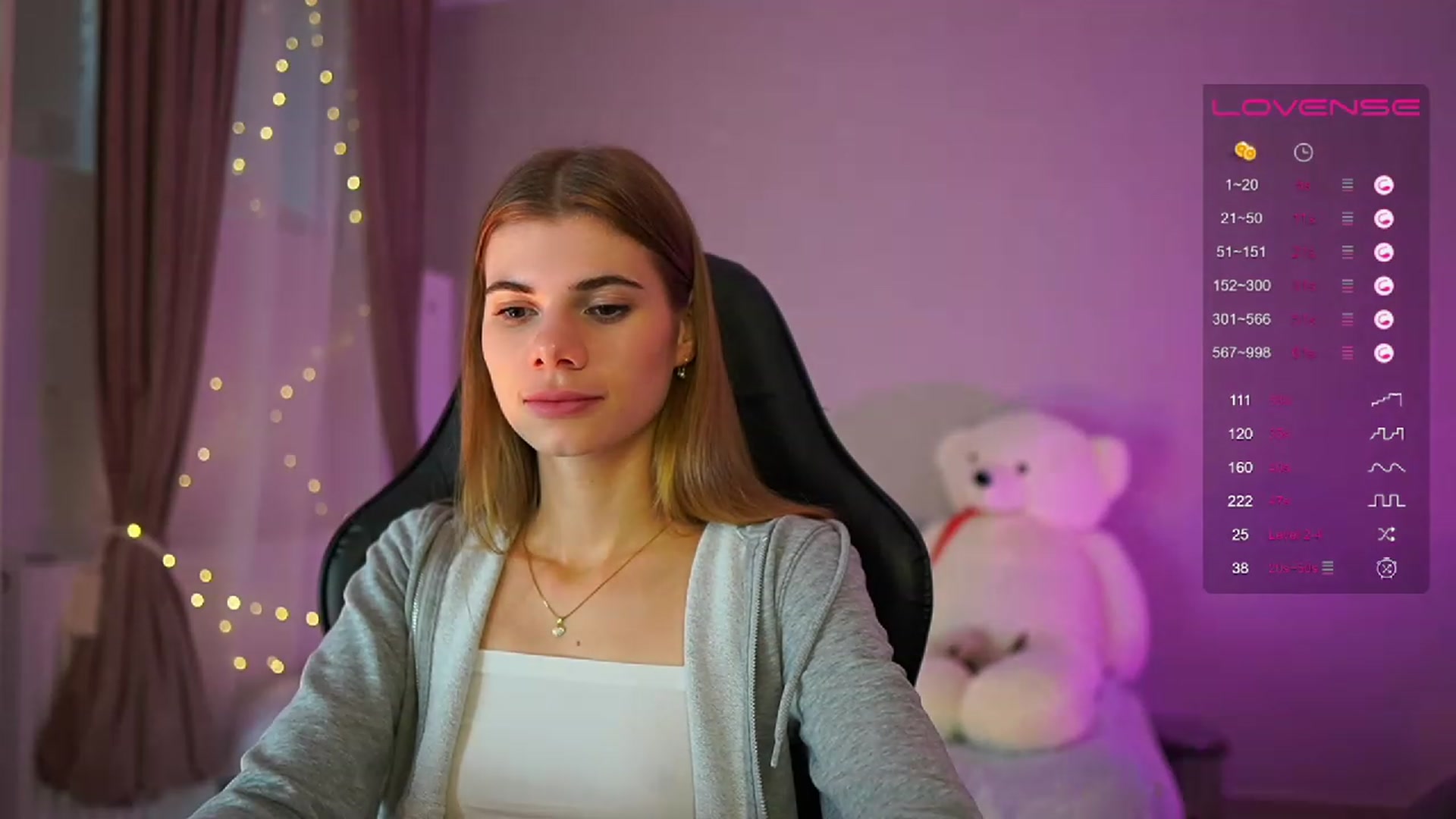 Gallery image thumbnail from RileyReid_18's myfreecams stream on, 06/11/2023, 13:57 image 10 of 20