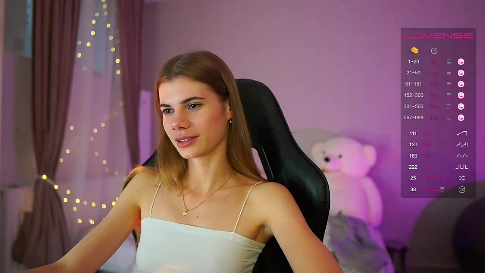 Gallery image thumbnail from RileyReid_18's myfreecams stream on, 06/11/2023, 13:57 image 18 of 20