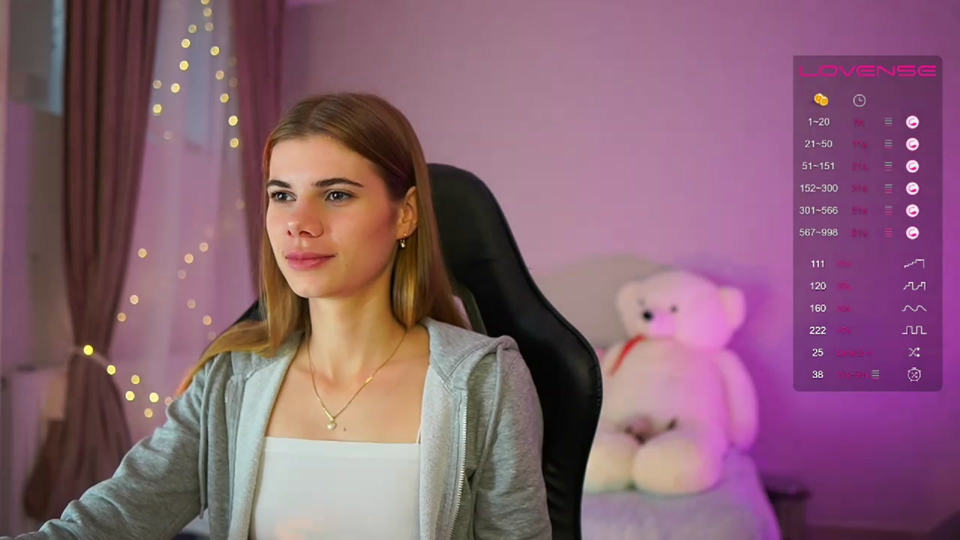 Gallery image thumbnail from RileyReid_18's myfreecams stream on, 06/11/2023, 13:57 image 14 of 20
