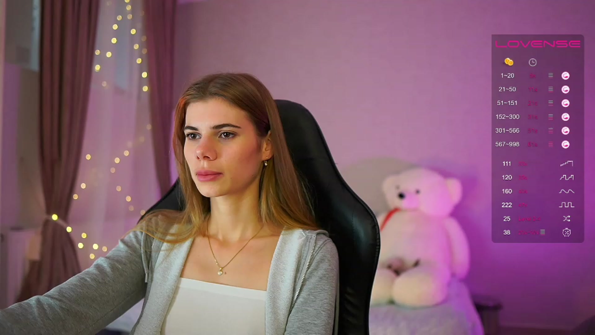 Gallery image thumbnail from RileyReid_18's myfreecams stream on, 06/11/2023, 13:57 image 1 of 20