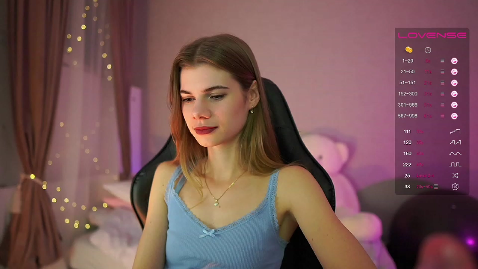 Gallery image thumbnail from RileyReid_18's myfreecams stream on, 06/14/2023, 18:50 image 10 of 20