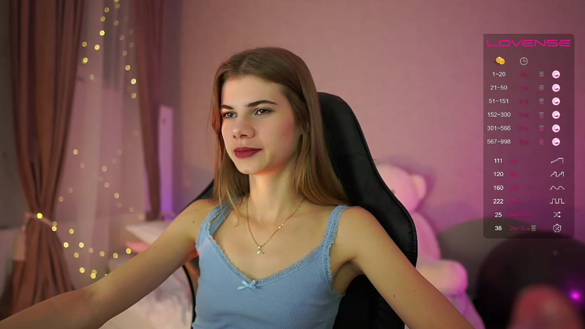 Gallery image thumbnail from RileyReid_18's myfreecams stream on, 06/14/2023, 18:50 image 3 of 20