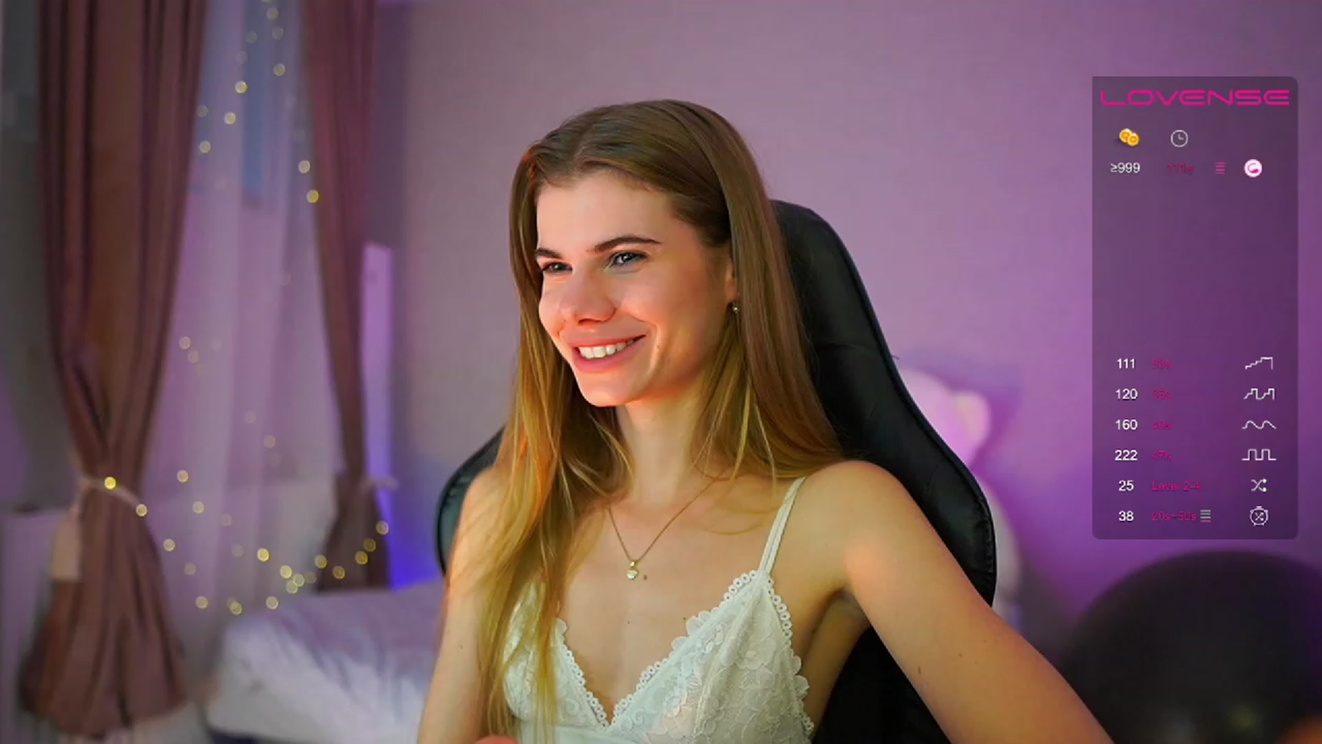 Gallery image thumbnail from RileyReid_18's myfreecams stream on, 06/18/2023, 14:54 image 19 of 20