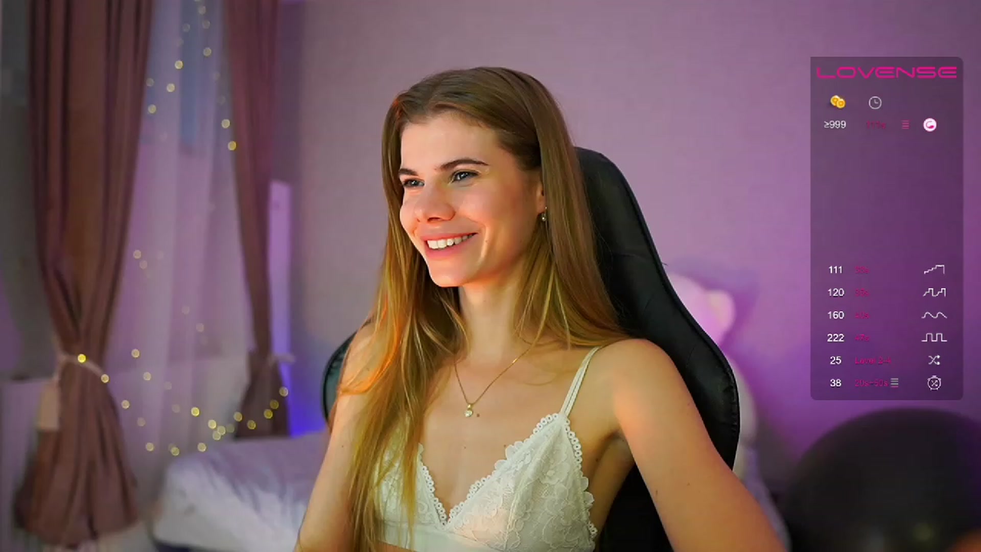 Gallery image thumbnail from RileyReid_18's myfreecams stream on, 06/18/2023, 14:54 image 18 of 20