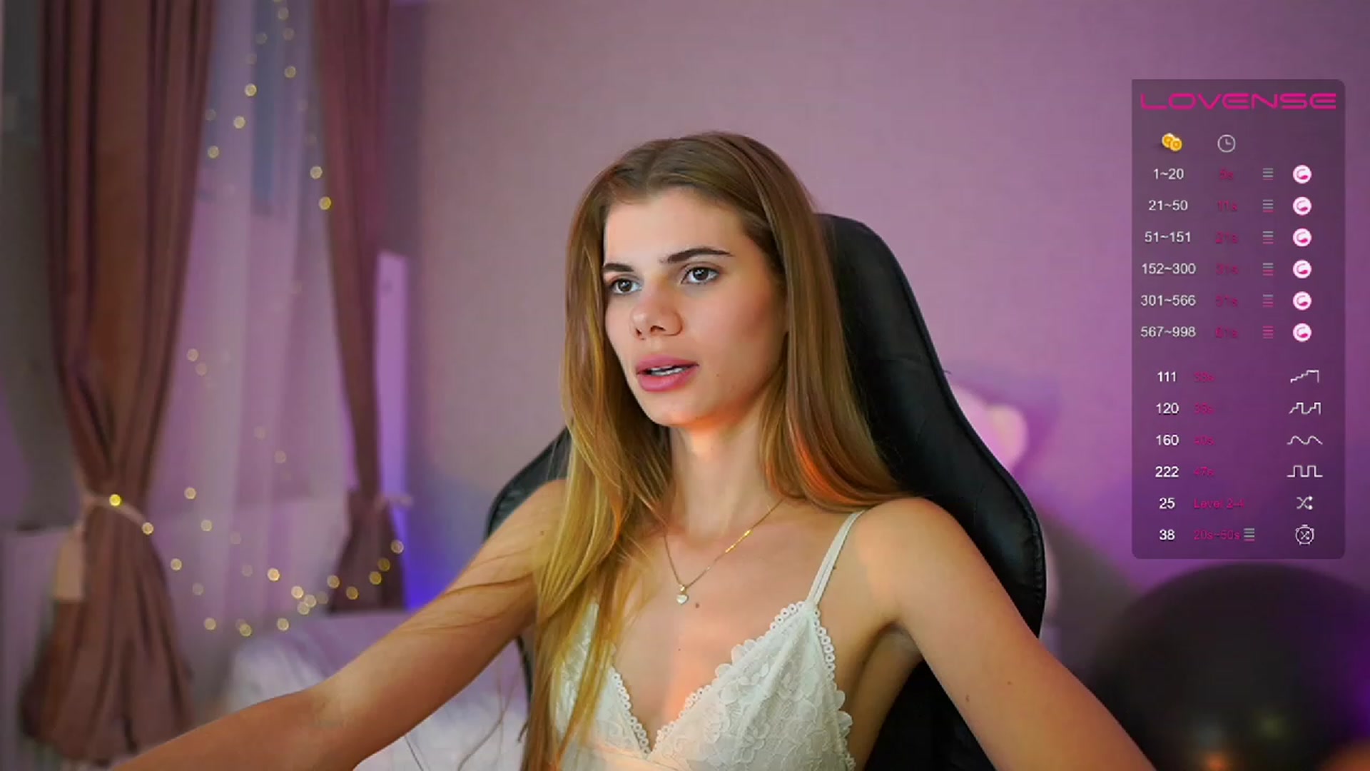 Gallery image thumbnail from RileyReid_18's myfreecams stream on, 06/18/2023, 15:55 image 19 of 20
