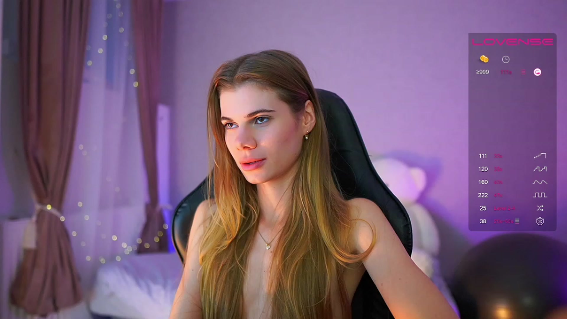 Gallery image thumbnail from RileyReid_18's myfreecams stream on, 06/18/2023, 16:59 image 17 of 20