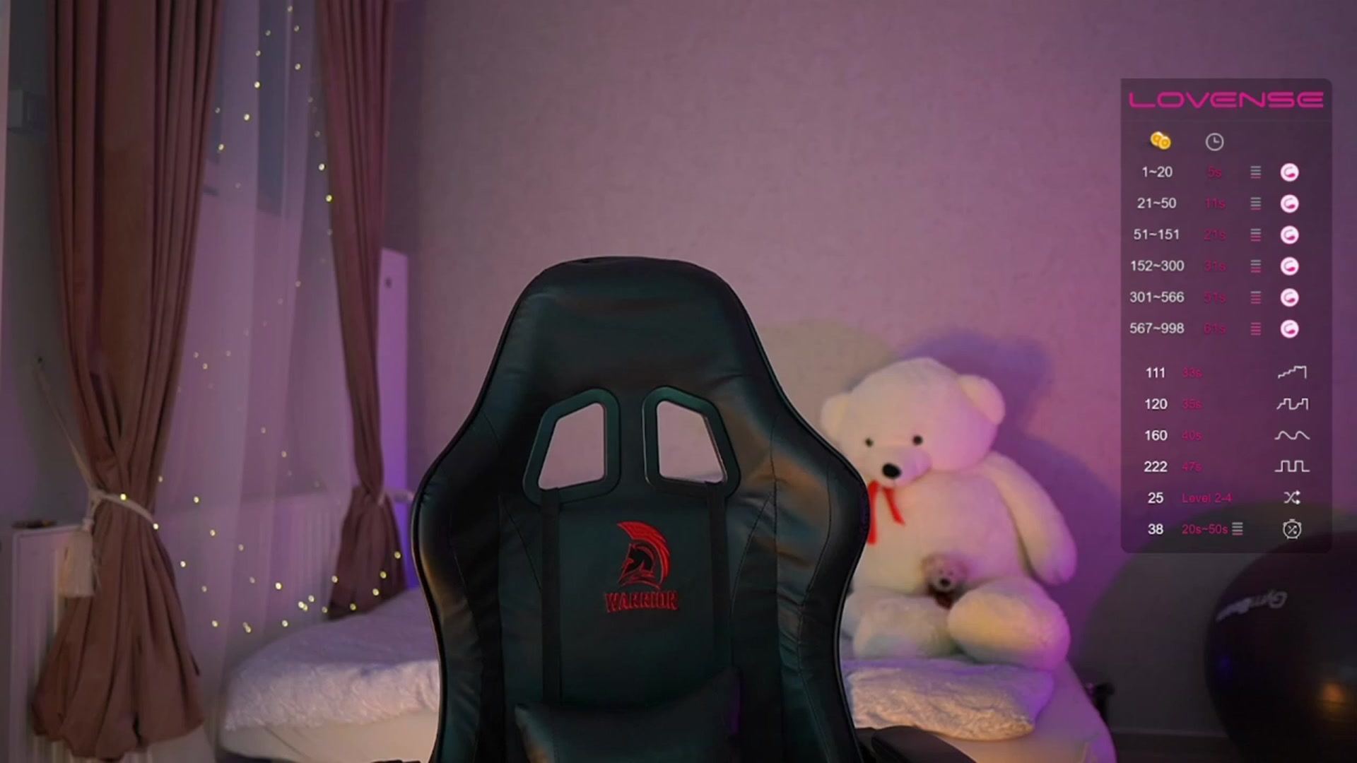 Gallery image thumbnail from RileyReid_18's myfreecams stream on, 06/20/2023, 18:08 image 10 of 20