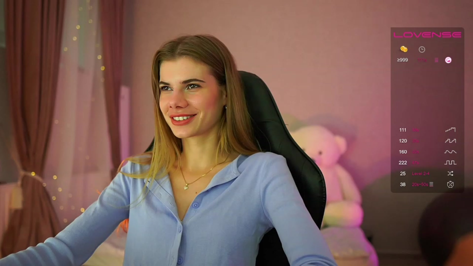 Gallery image thumbnail from RileyReid_18's myfreecams stream on, 06/22/2023, 15:50 image 1 of 20