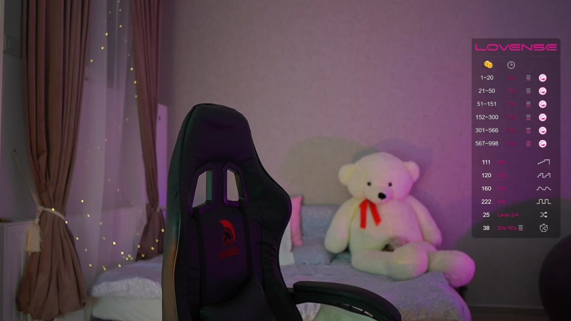 Gallery image thumbnail from RileyReid_18's myfreecams stream on, 06/25/2023, 18:47 image 3 of 20