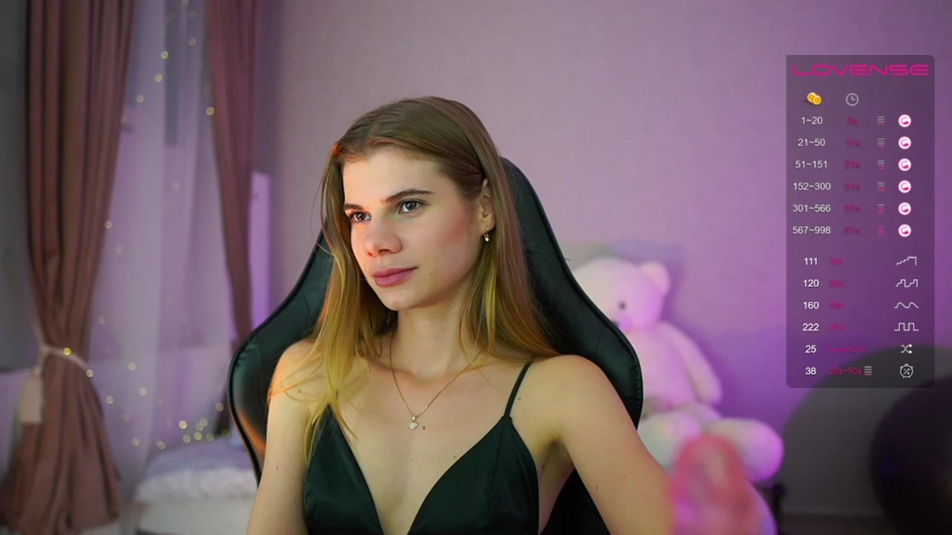 Gallery image thumbnail from RileyReid_18's myfreecams stream on, 06/27/2023, 17:22 image 11 of 20