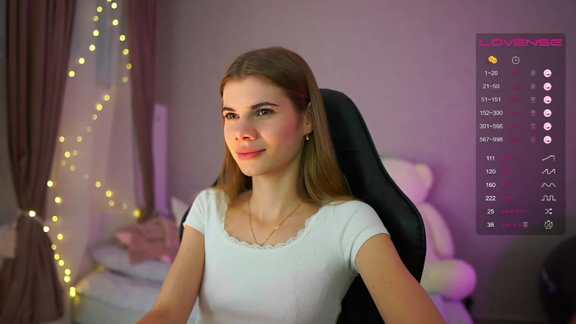 Gallery image thumbnail from RileyReid_18's myfreecams stream on, 06/28/2023, 13:50 image 18 of 20