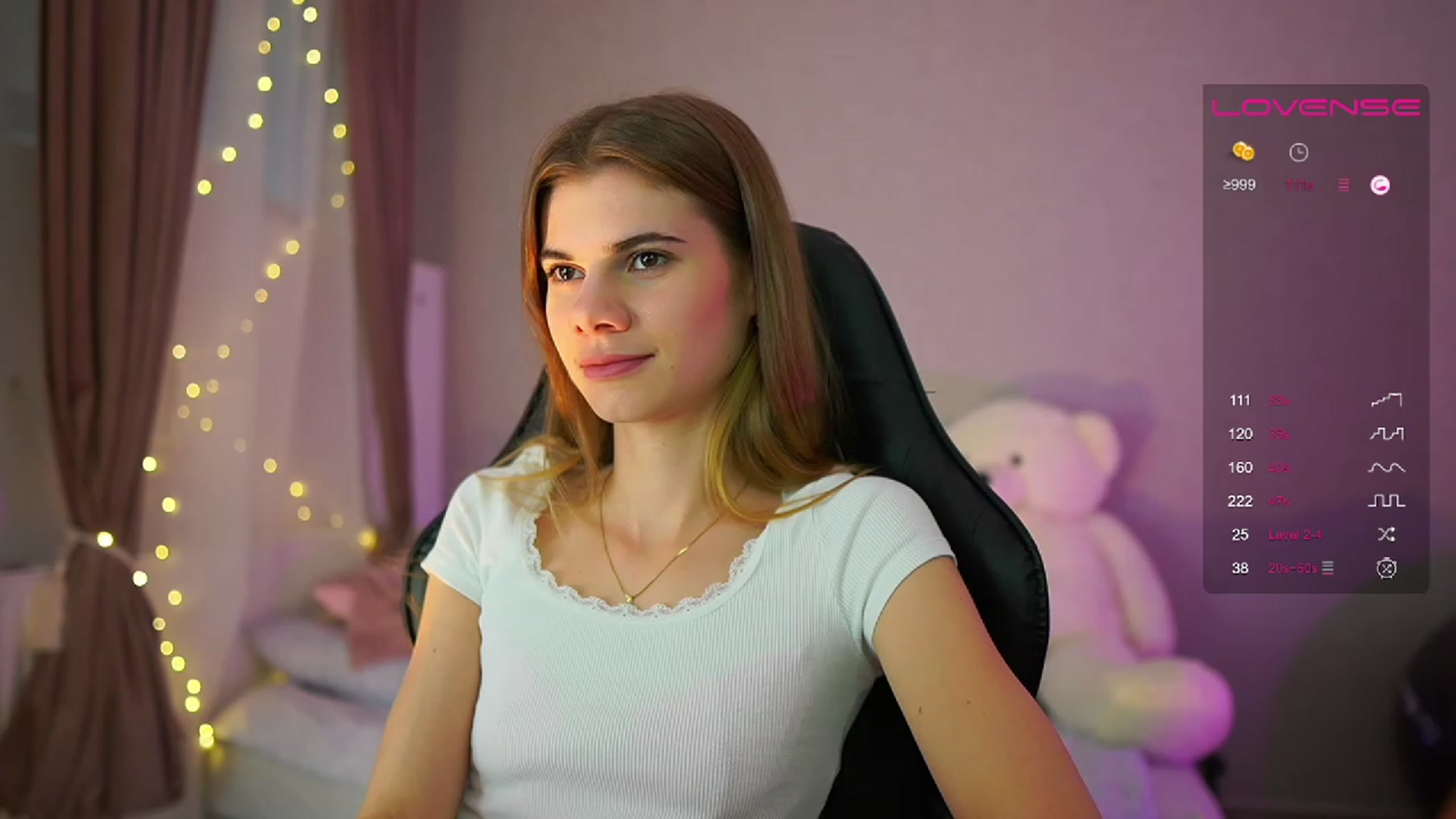 Gallery image thumbnail from RileyReid_18's myfreecams stream on, 06/28/2023, 14:53 image 4 of 20