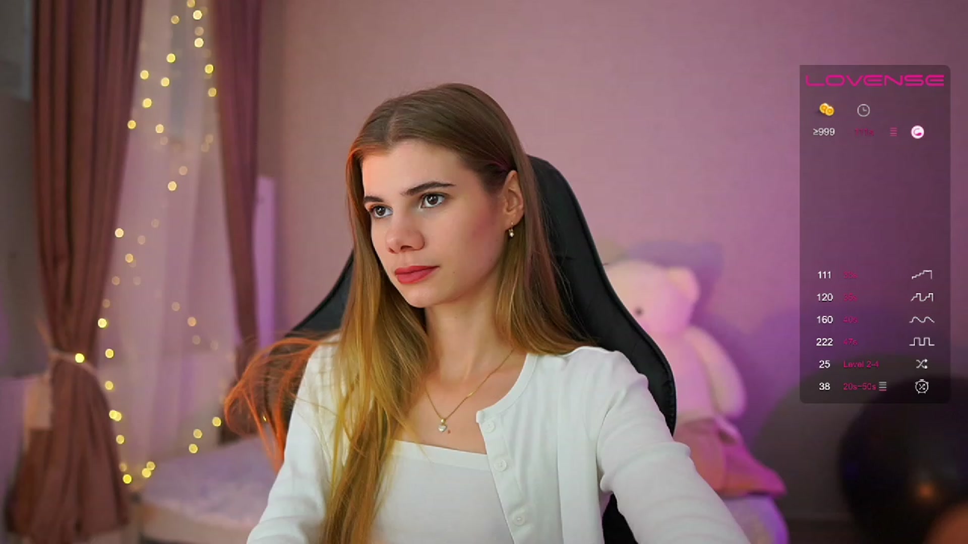 Gallery image thumbnail from RileyReid_18's myfreecams stream on, 06/29/2023, 14:35 image 5 of 20