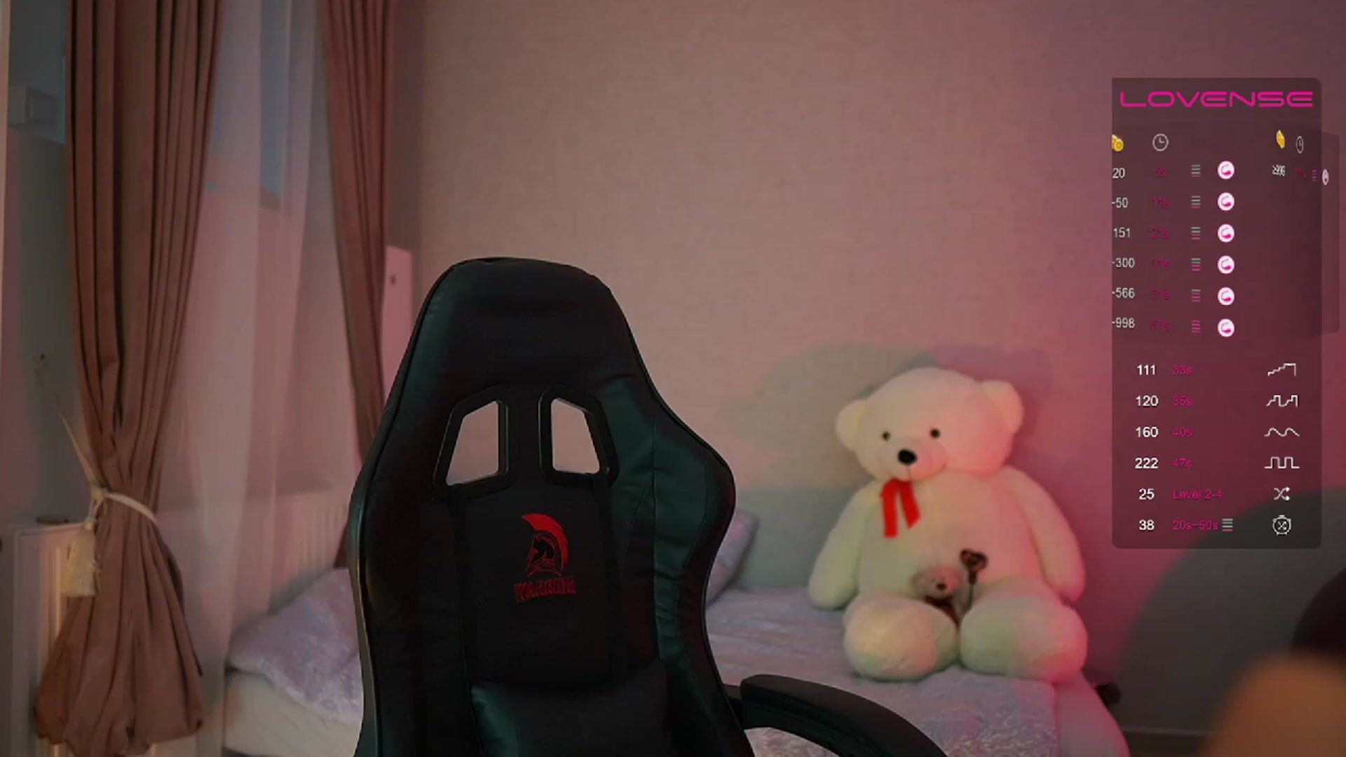 Gallery image thumbnail from RileyReid_18's myfreecams stream on, 06/30/2023, 15:41 image 8 of 20