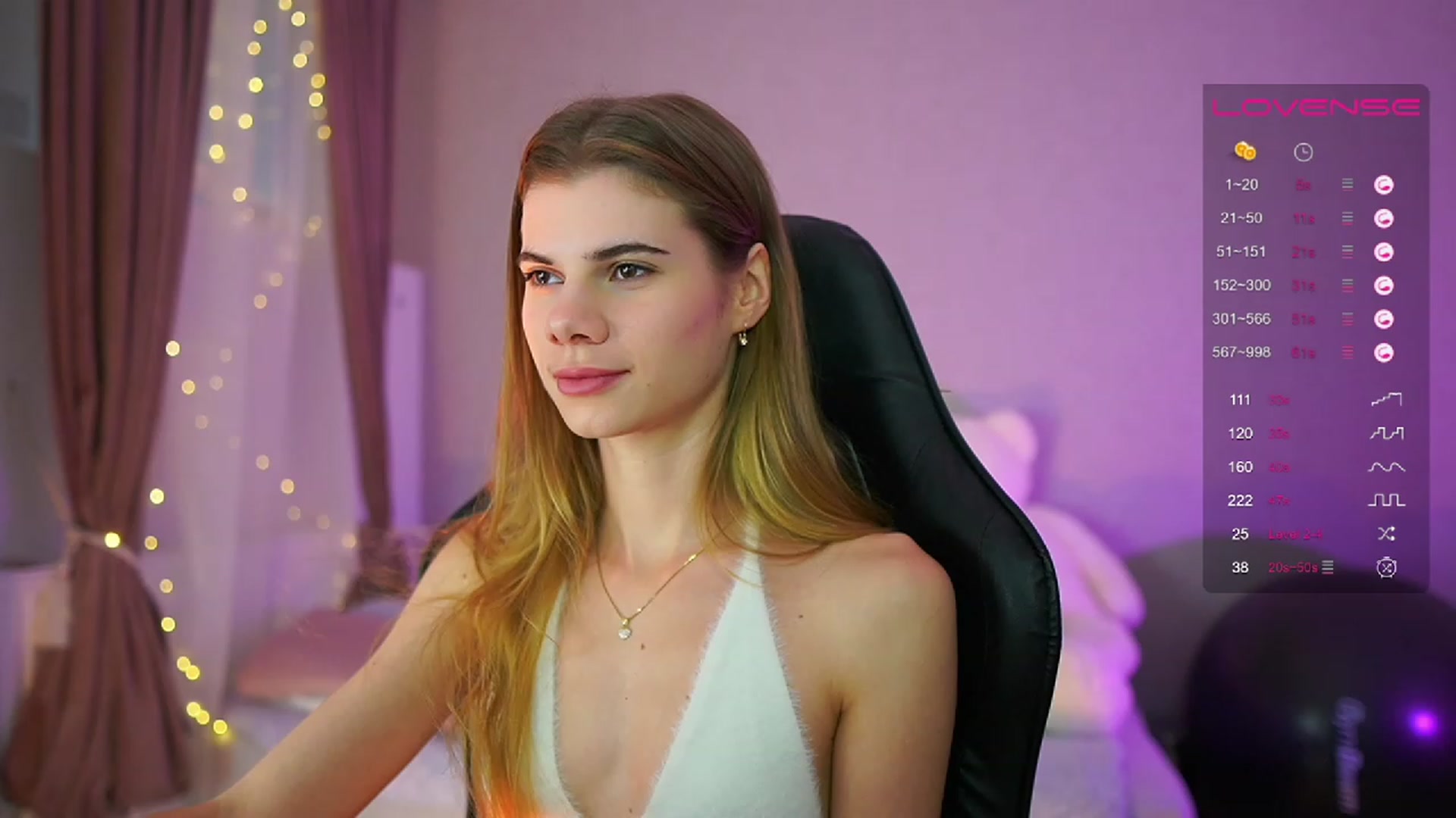 Gallery image thumbnail from RileyReid_18's myfreecams stream on, 07/01/2023, 14:26 image 20 of 20