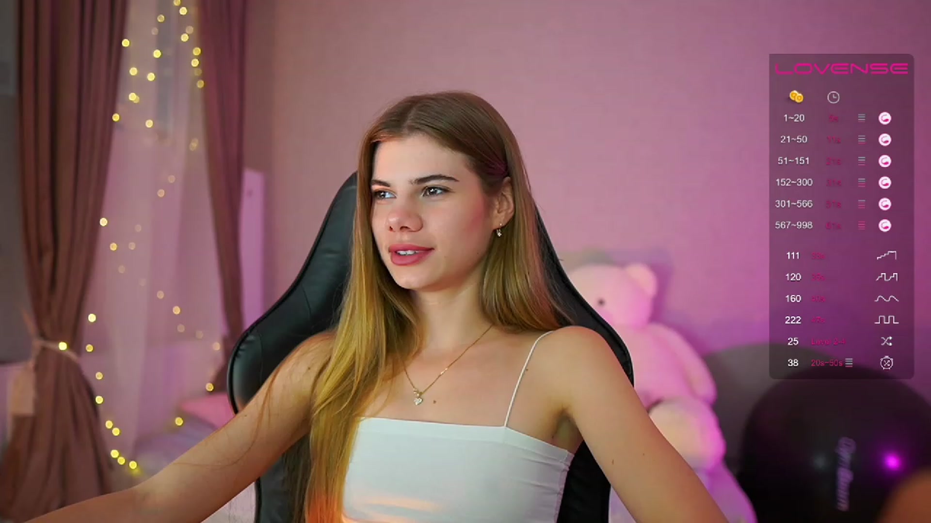 Gallery image thumbnail from RileyReid_18's myfreecams stream on, 07/02/2023, 14:11 image 4 of 20