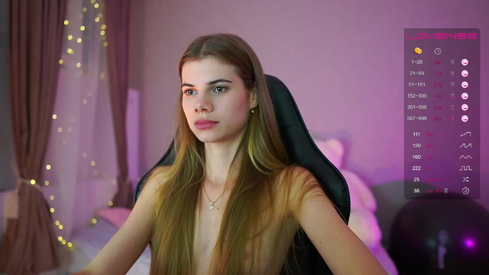 Gallery image thumbnail from RileyReid_18's myfreecams stream on, 07/02/2023, 18:02 image 11 of 20