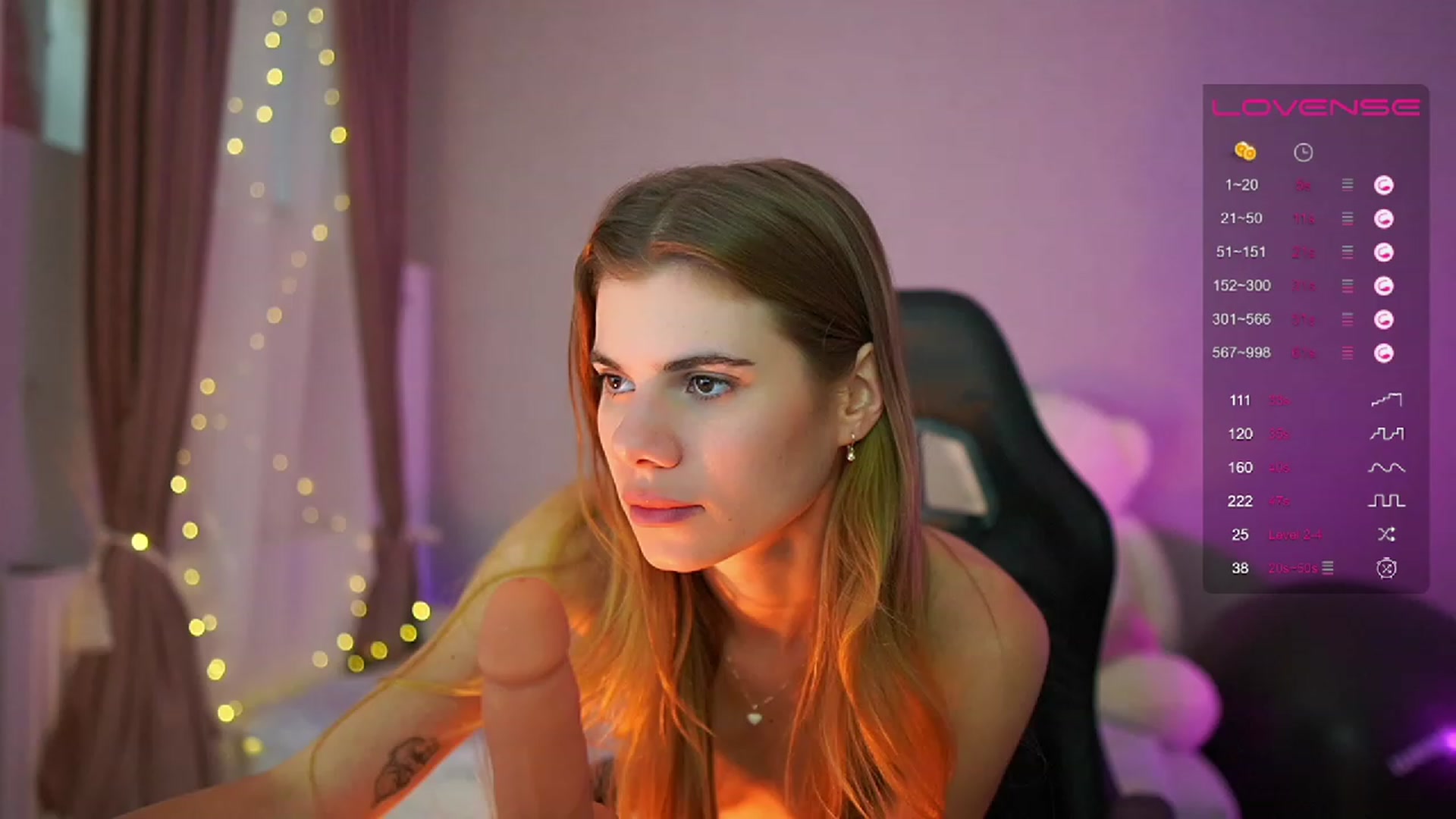 Gallery image thumbnail from RileyReid_18's myfreecams stream on, 07/16/2023, 12:44 image 11 of 20
