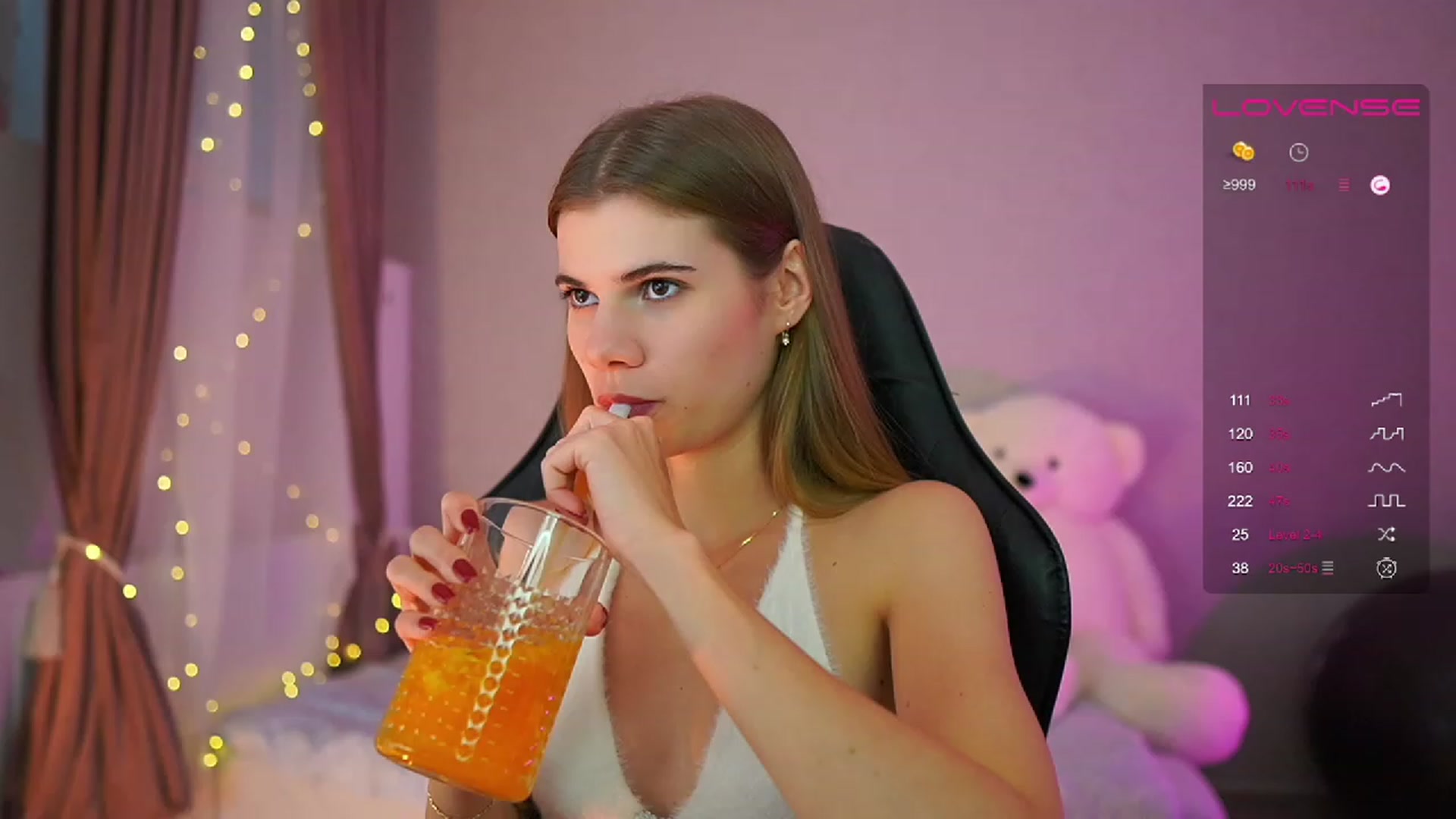 Gallery image thumbnail from RileyReid_18's myfreecams stream on, 07/19/2023, 14:07 image 17 of 20