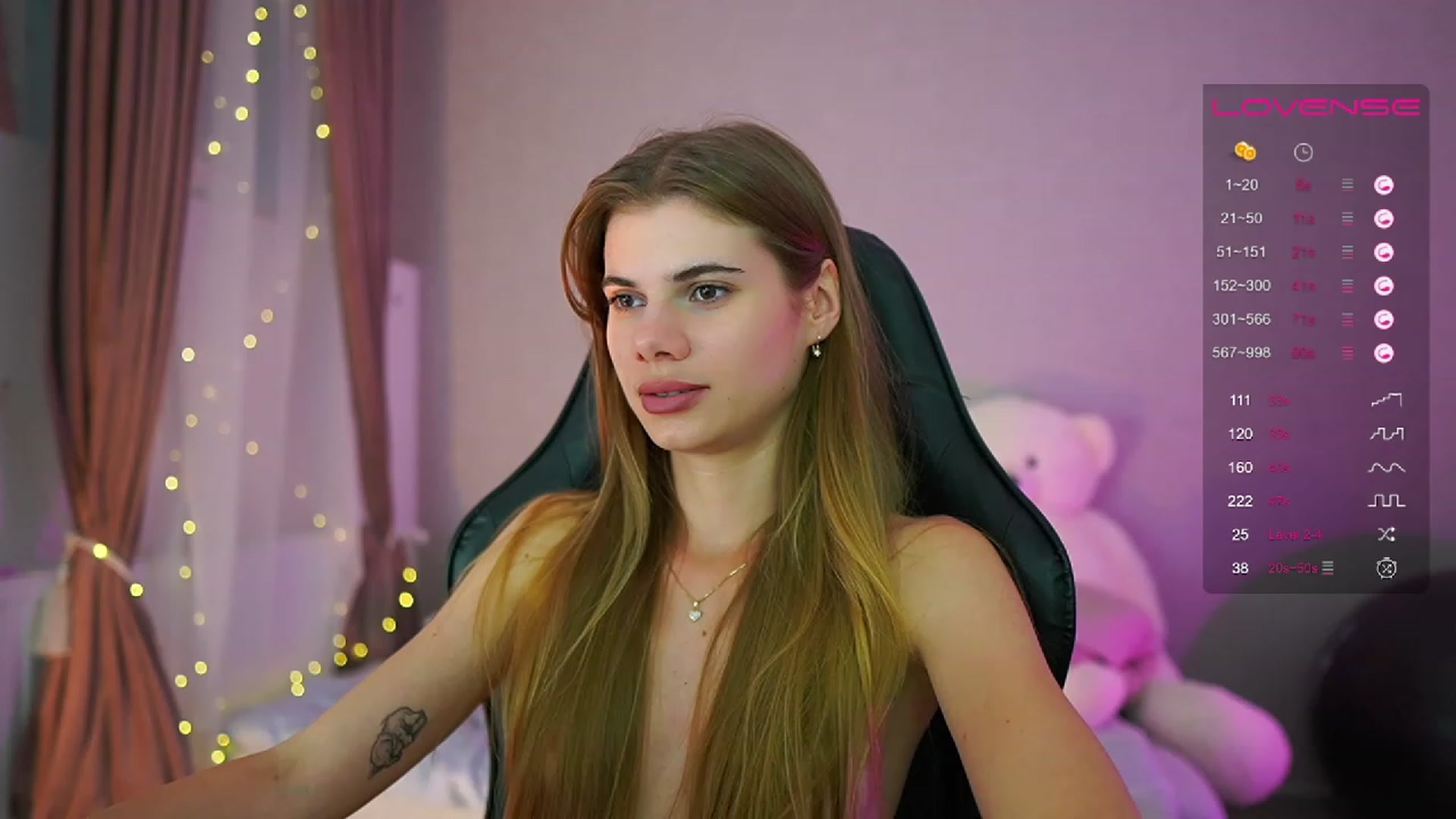Gallery image thumbnail from RileyReid_18's myfreecams stream on, 07/19/2023, 17:29 image 14 of 20