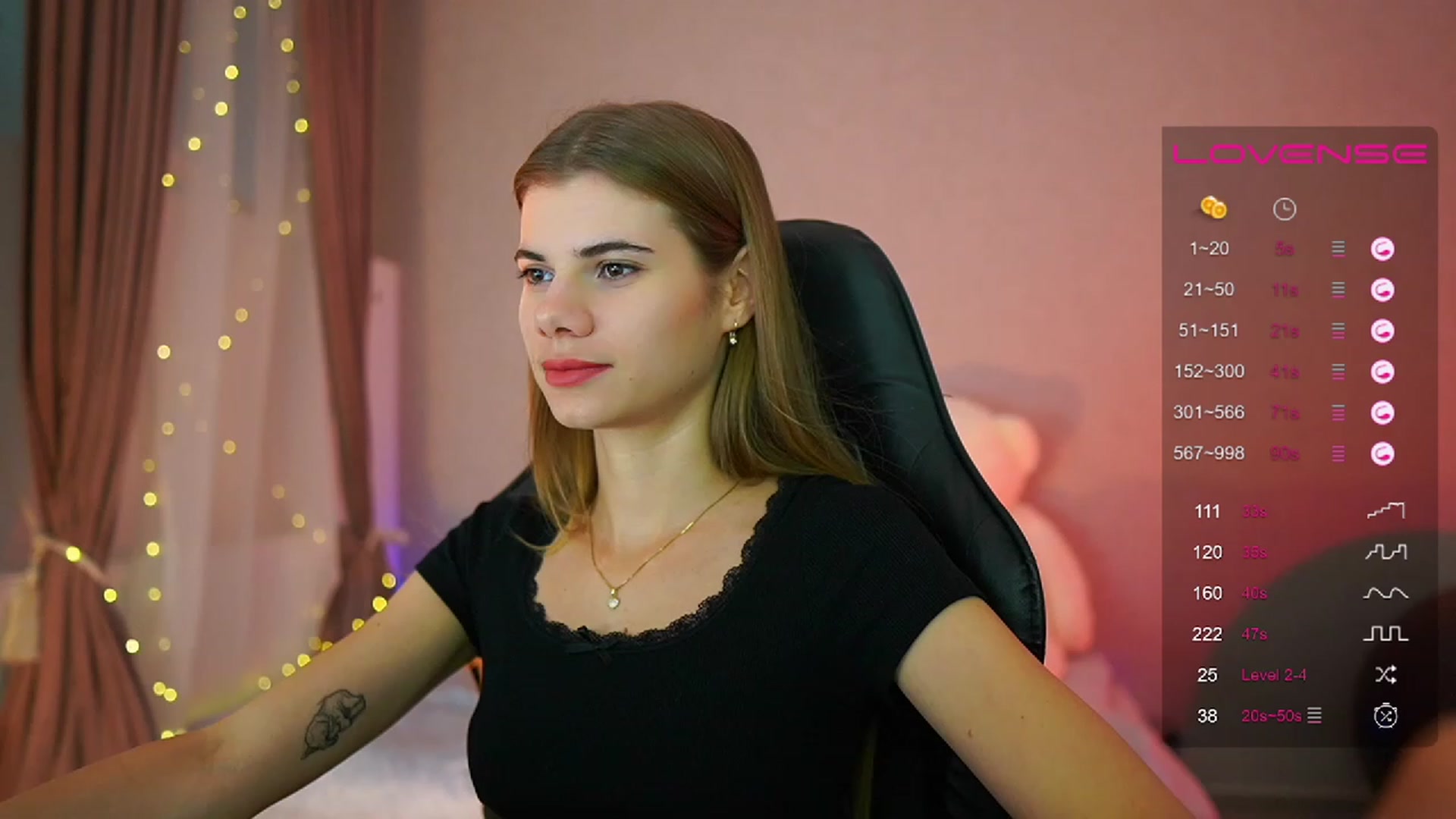 Gallery image thumbnail from RileyReid_18's myfreecams stream on, 07/21/2023, 13:23 image 6 of 20