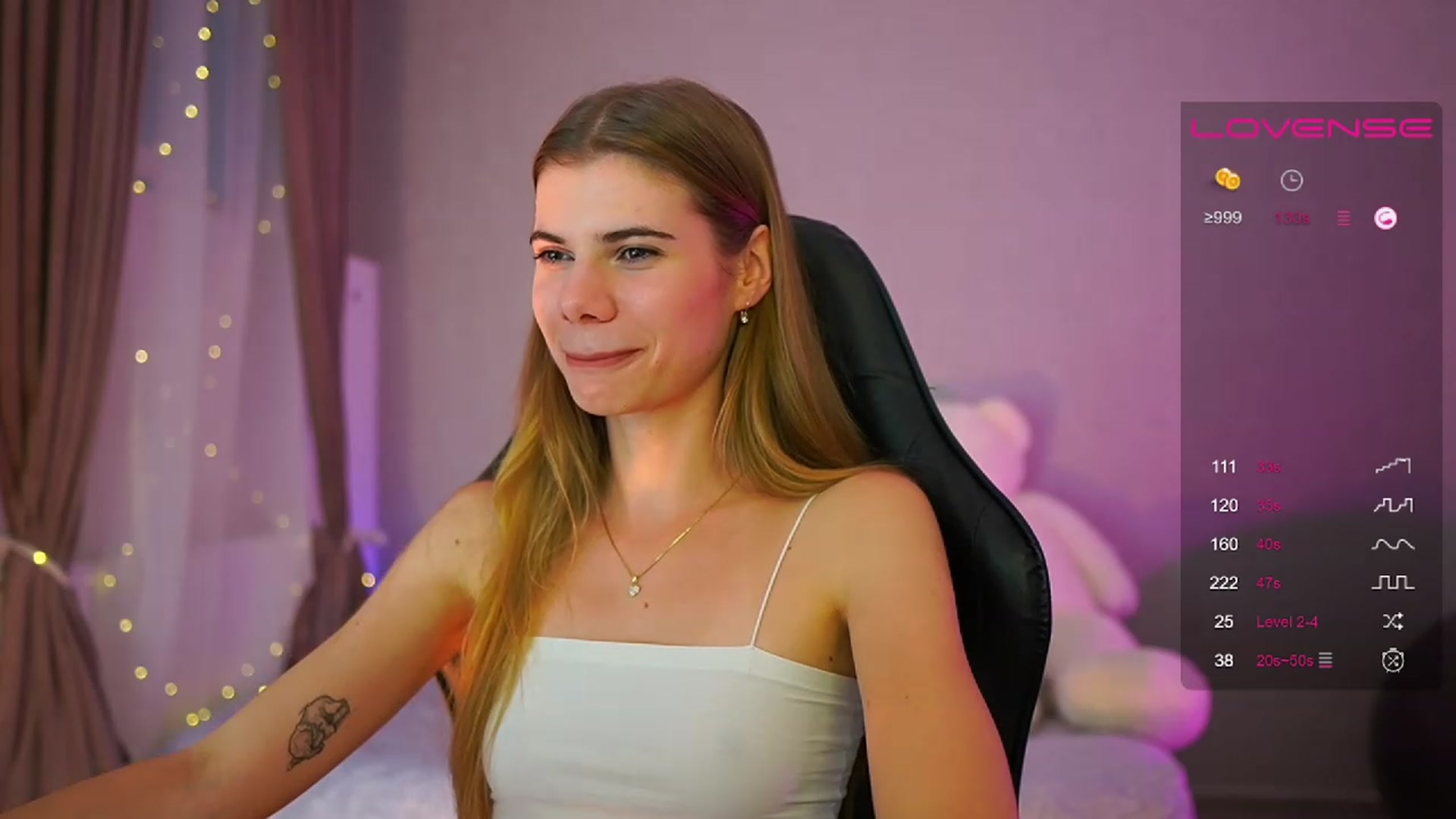 Gallery image thumbnail from RileyReid_18's myfreecams stream on, 07/23/2023, 16:41 image 18 of 20