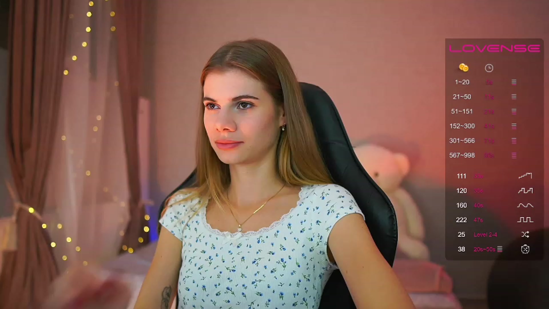 Gallery image thumbnail from RileyReid_18's myfreecams stream on, 07/24/2023, 19:39 image 6 of 20
