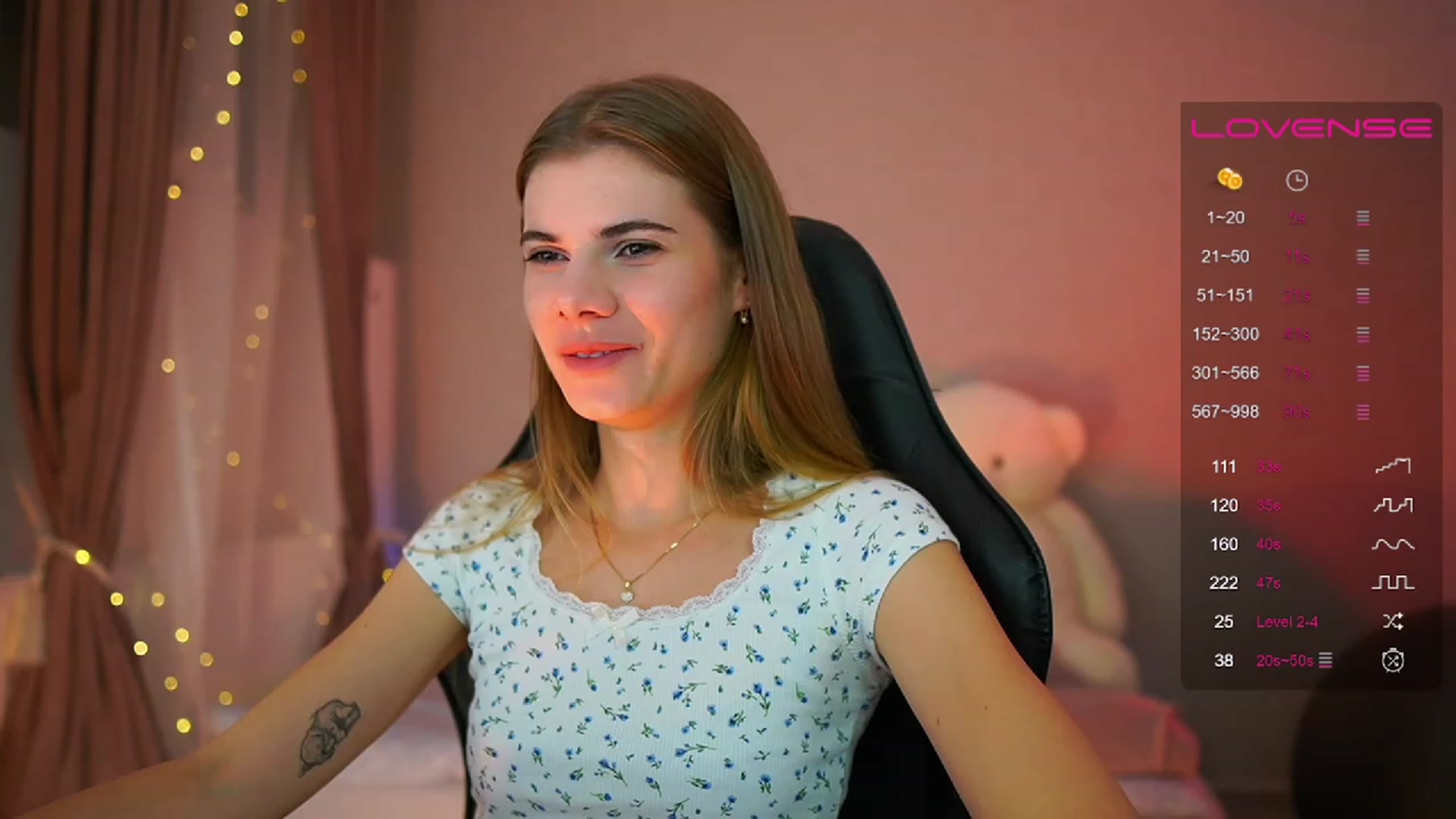 Gallery image thumbnail from RileyReid_18's myfreecams stream on, 07/24/2023, 19:39 image 3 of 20