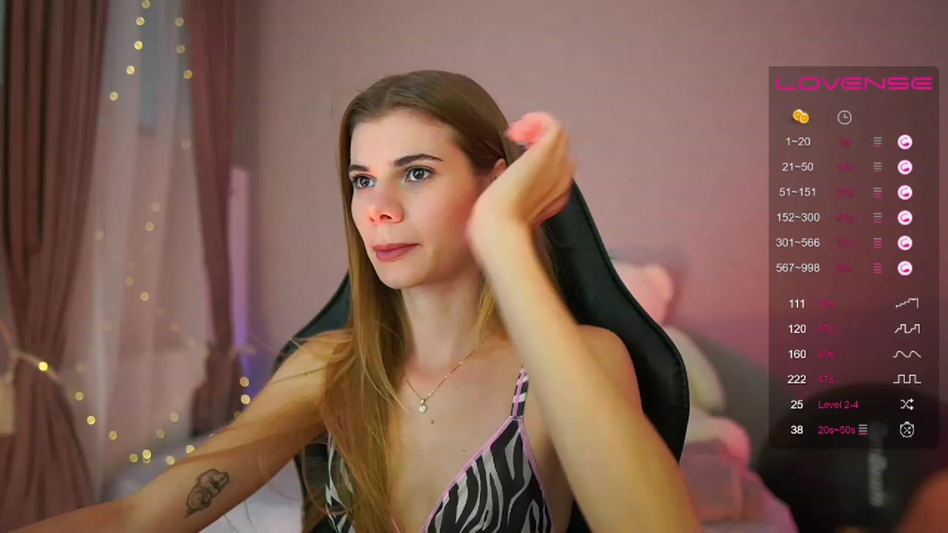 Gallery image thumbnail from RileyReid_18's myfreecams stream on, 07/25/2023, 14:09 image 17 of 20