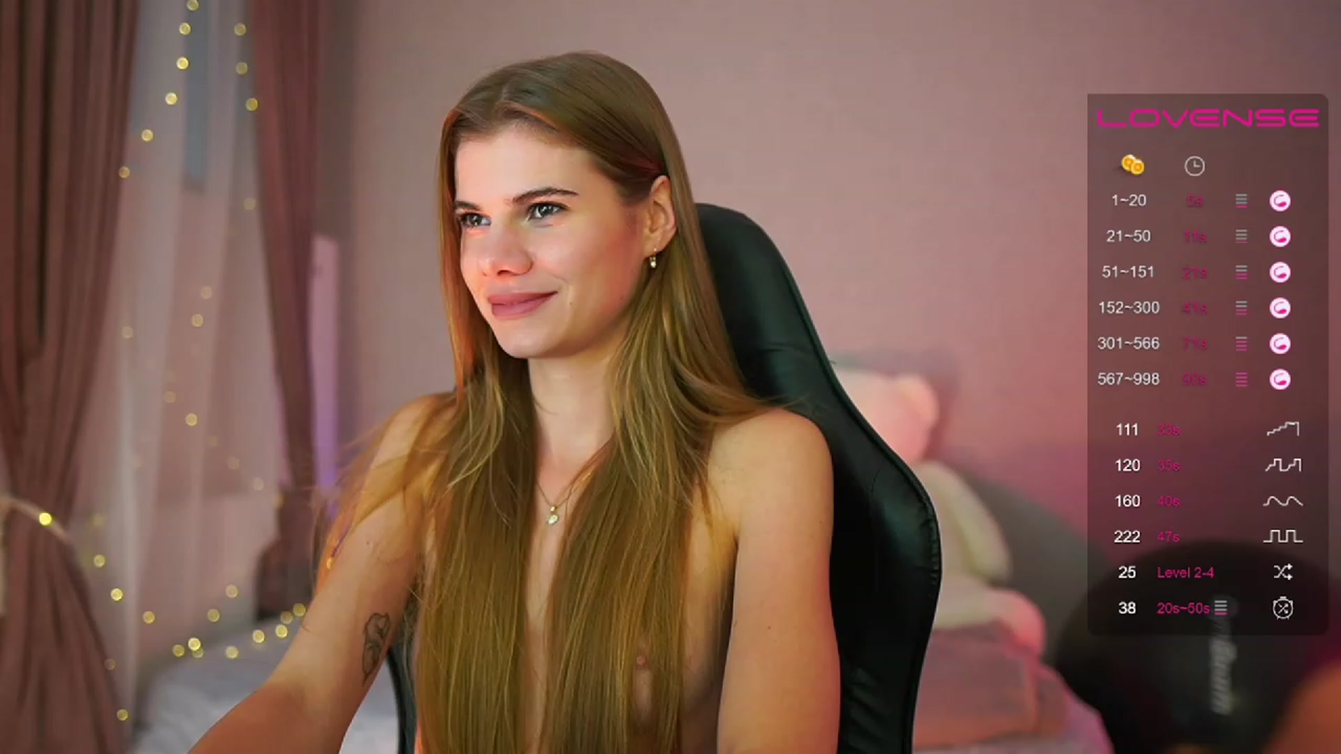 Gallery image thumbnail from RileyReid_18's myfreecams stream on, 07/25/2023, 15:20 image 8 of 20