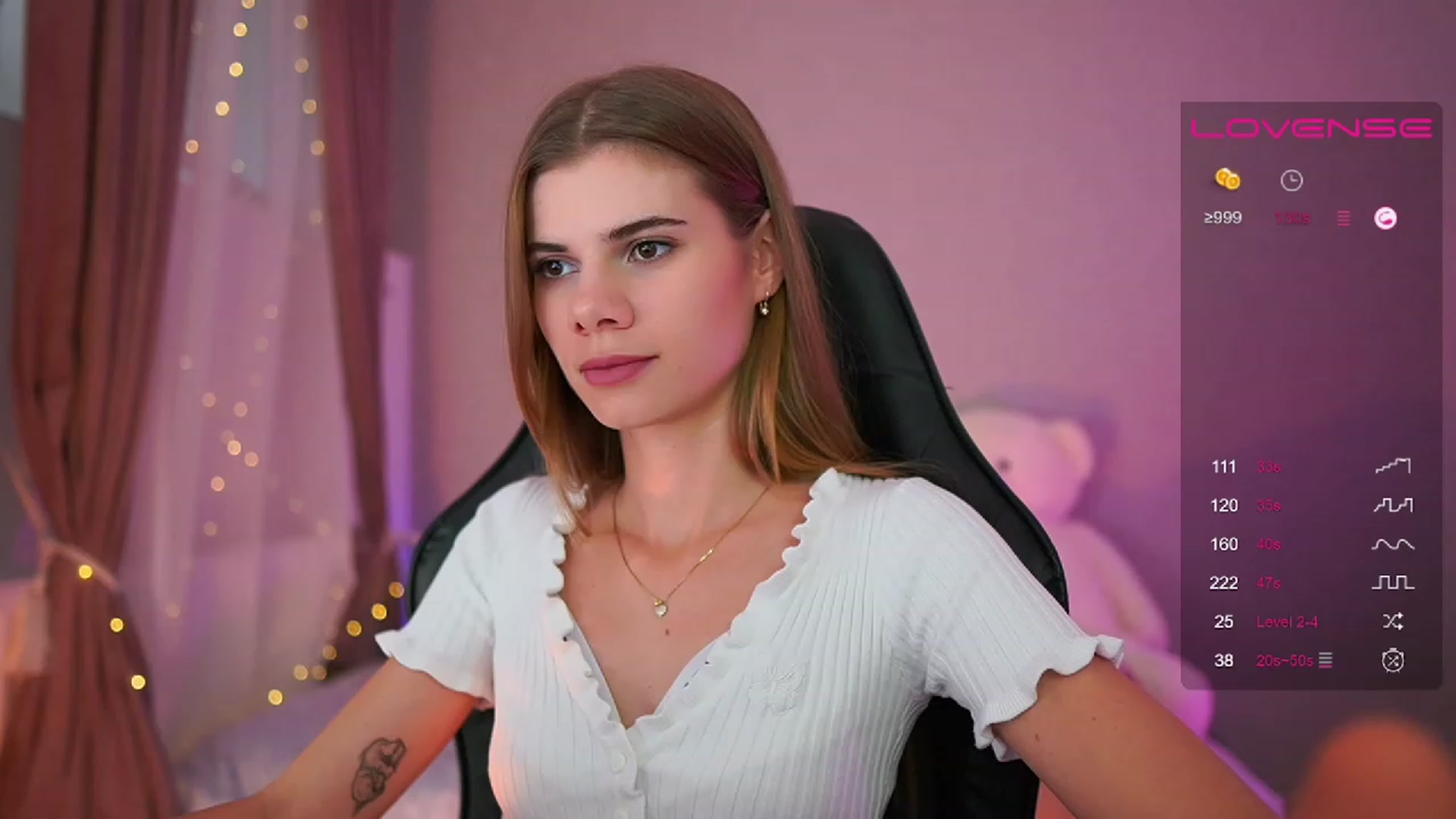 Gallery image thumbnail from RileyReid_18's myfreecams stream on, 07/26/2023, 13:35 image 5 of 20