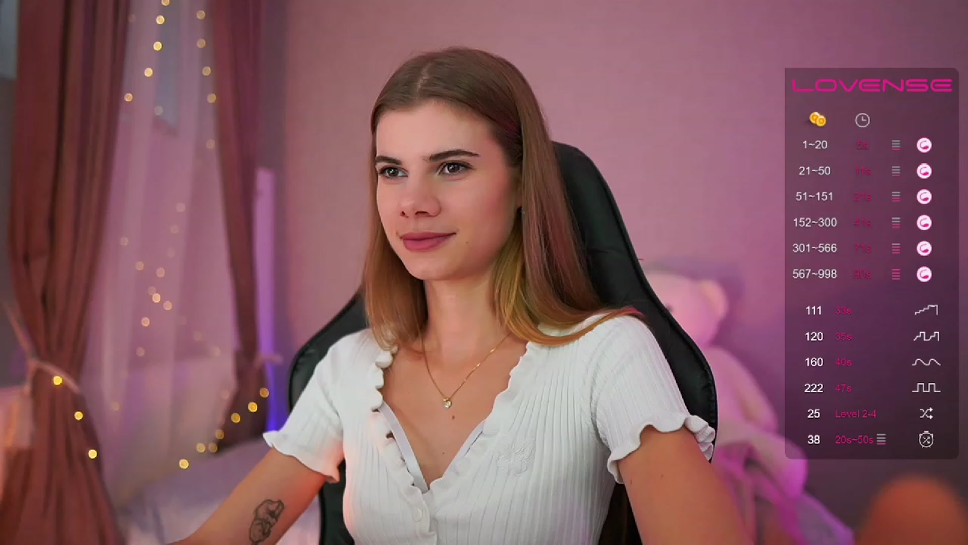 Gallery image thumbnail from RileyReid_18's myfreecams stream on, 07/26/2023, 13:35 image 16 of 20