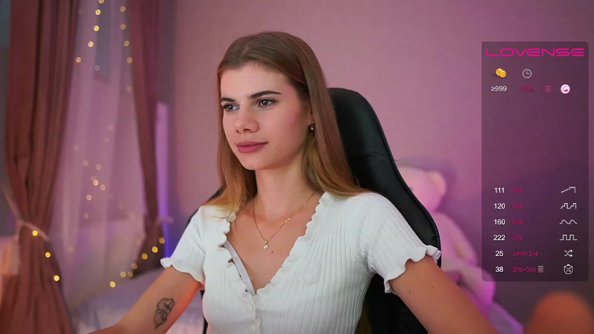 Gallery image thumbnail from RileyReid_18's myfreecams stream on, 07/26/2023, 15:24 image 4 of 20