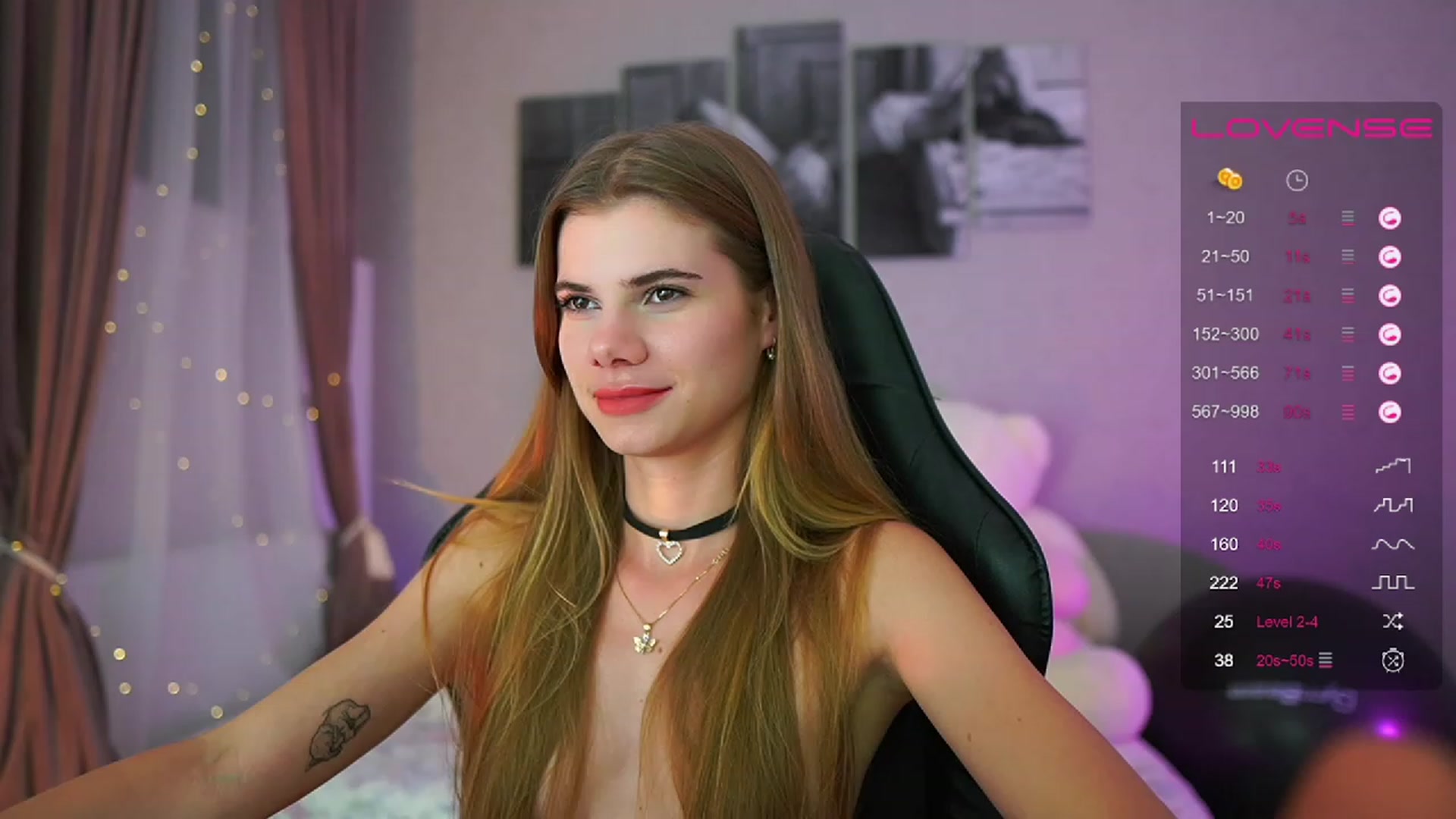 Gallery image thumbnail from RileyReid_18's myfreecams stream on, 08/08/2023, 18:50 image 14 of 20