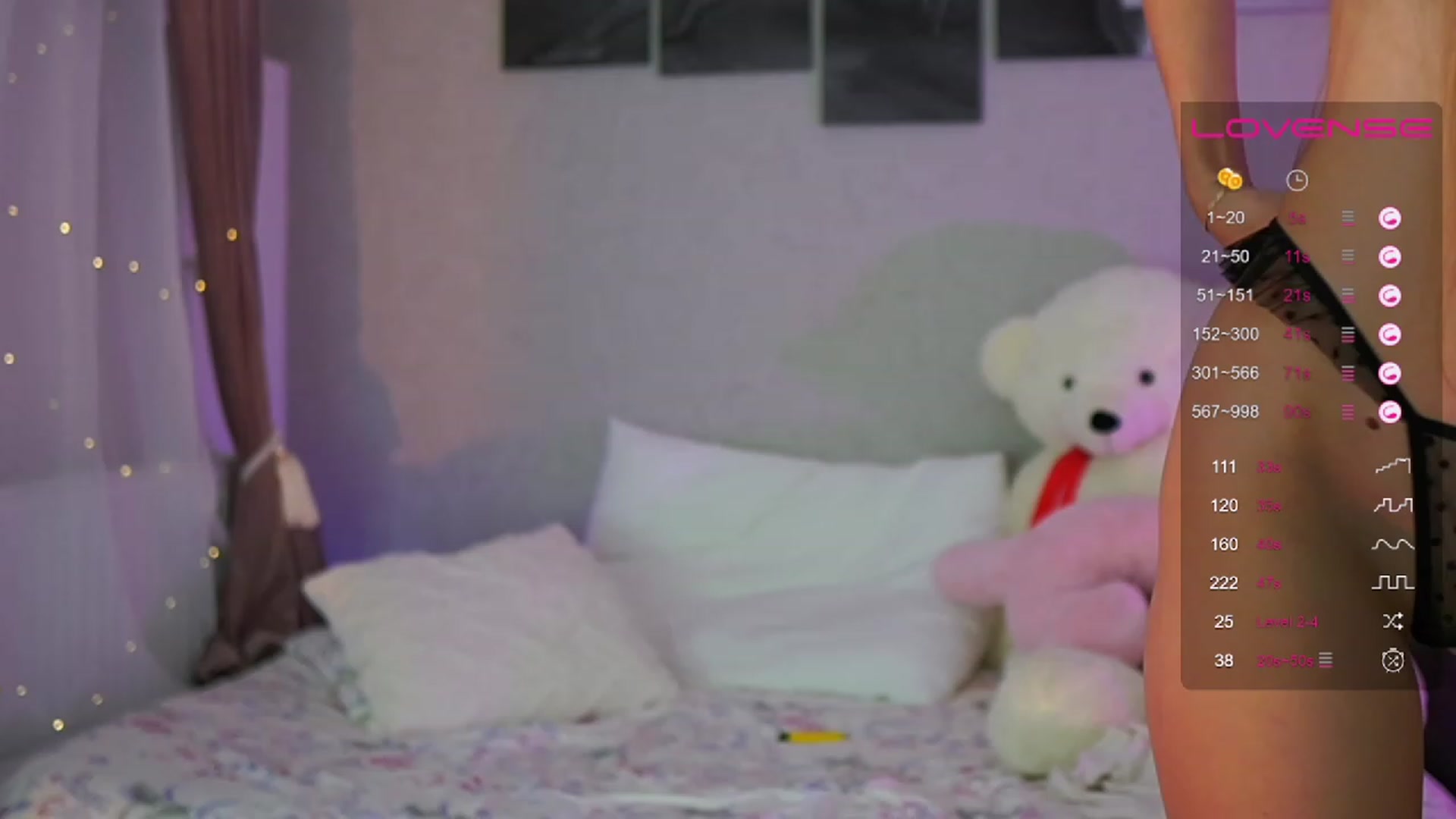Gallery image thumbnail from RileyReid_18's myfreecams stream on, 08/08/2023, 18:50 image 16 of 20