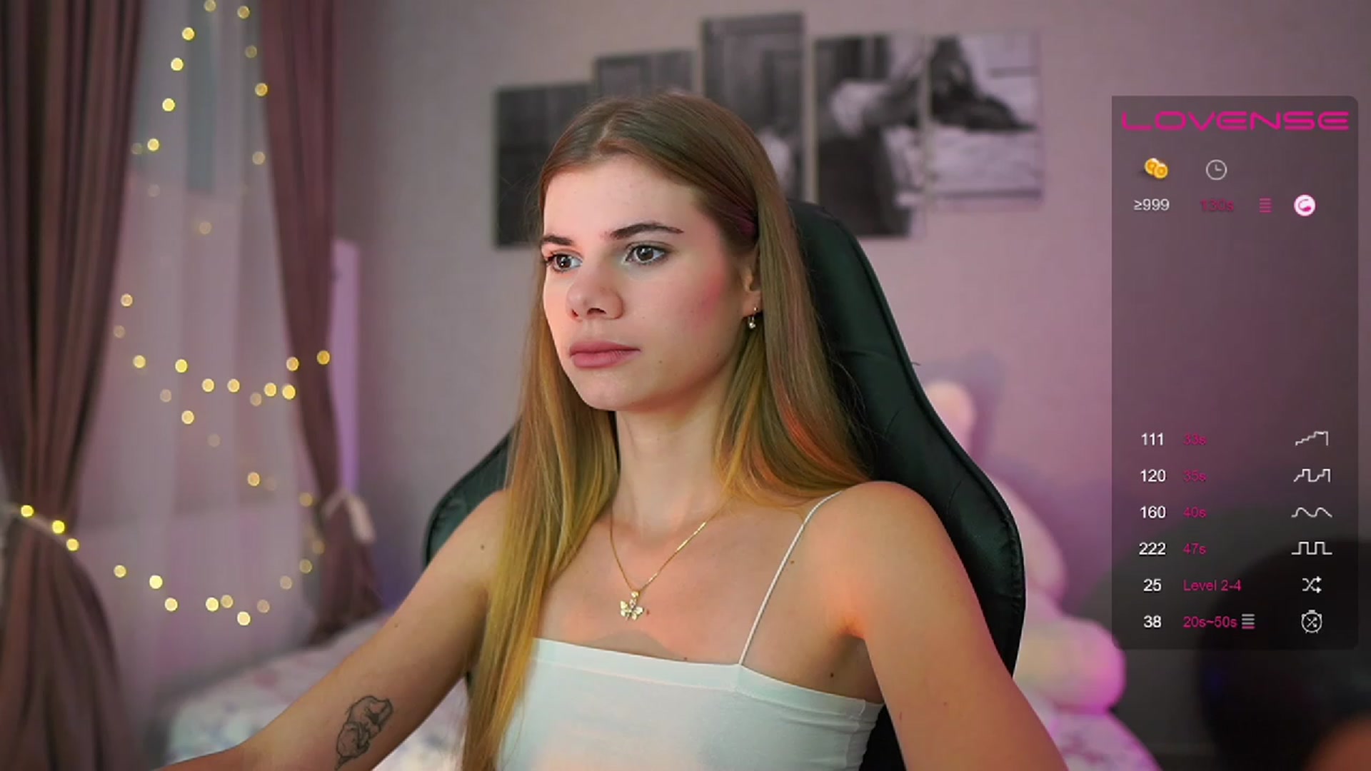 Gallery image thumbnail from RileyReid_18's myfreecams stream on, 08/16/2023, 14:37 image 7 of 20