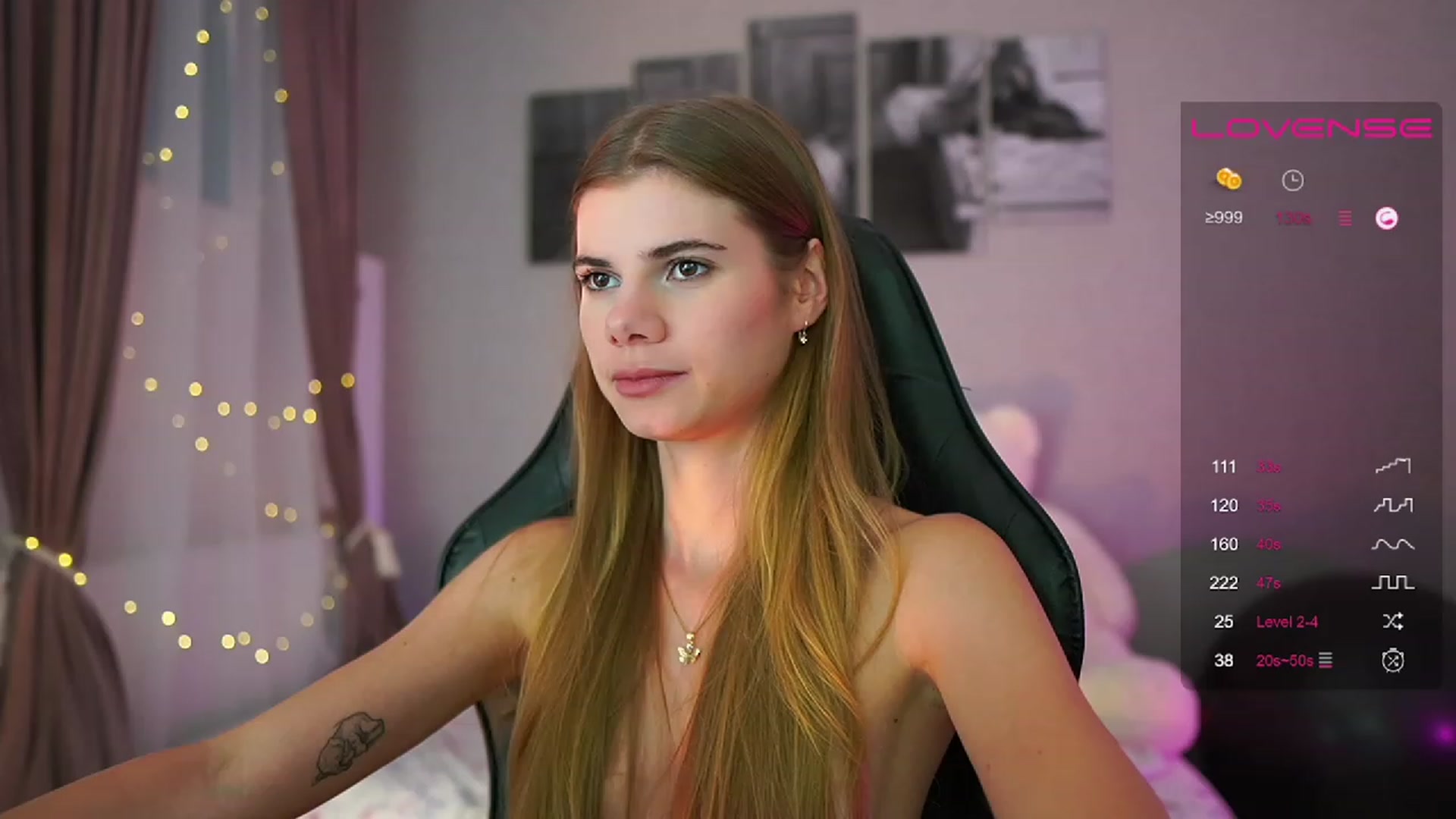 Gallery image thumbnail from RileyReid_18's myfreecams stream on, 08/16/2023, 16:08 image 9 of 20